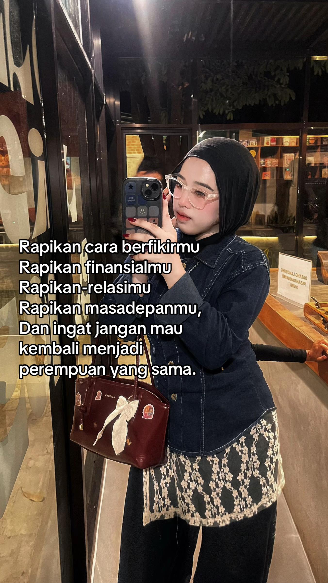@Hai_Sisil🌸
