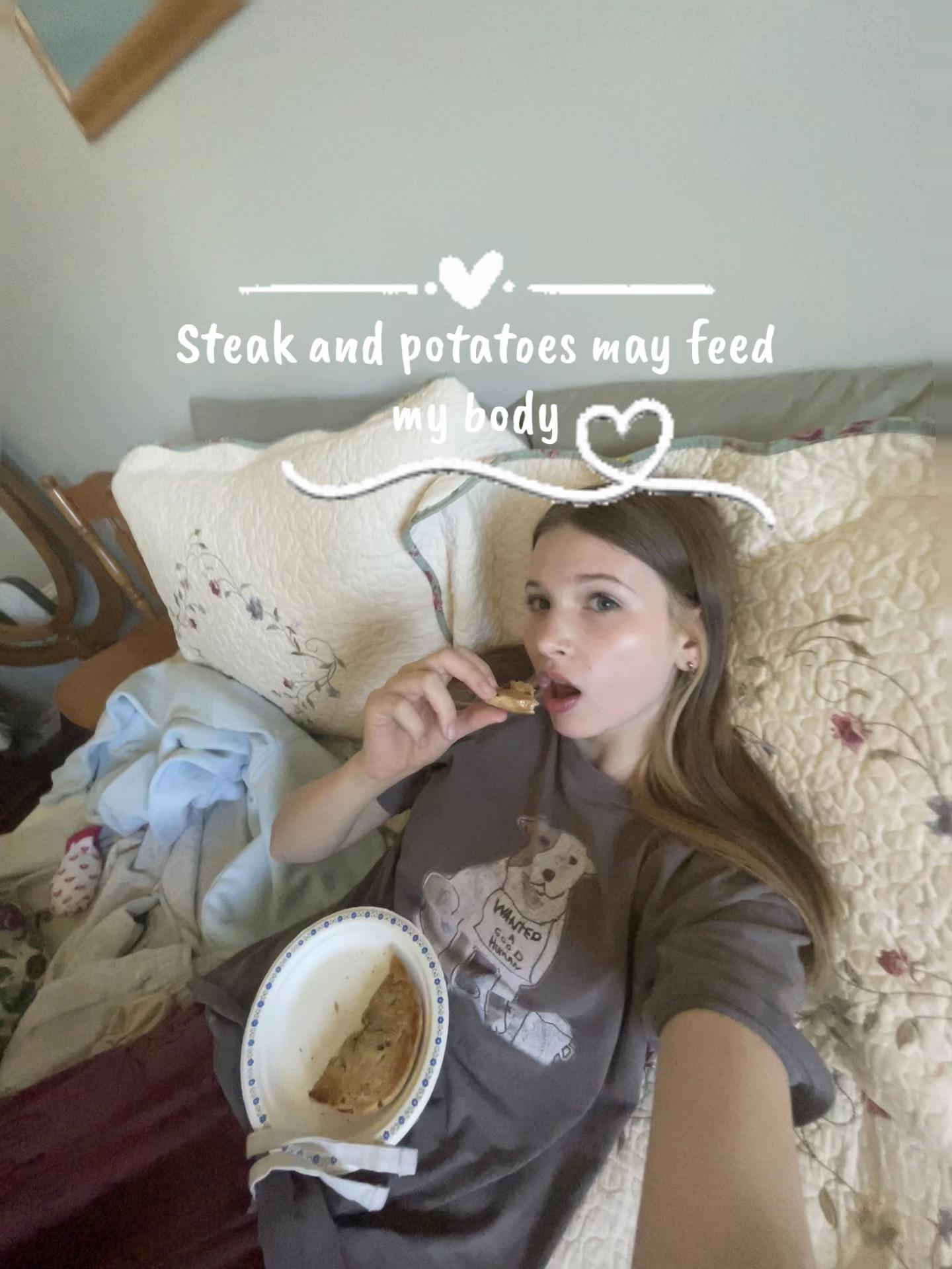 @𝓒𝓱𝓪𝓻𝓵𝓮𝓲𝓰𝓱