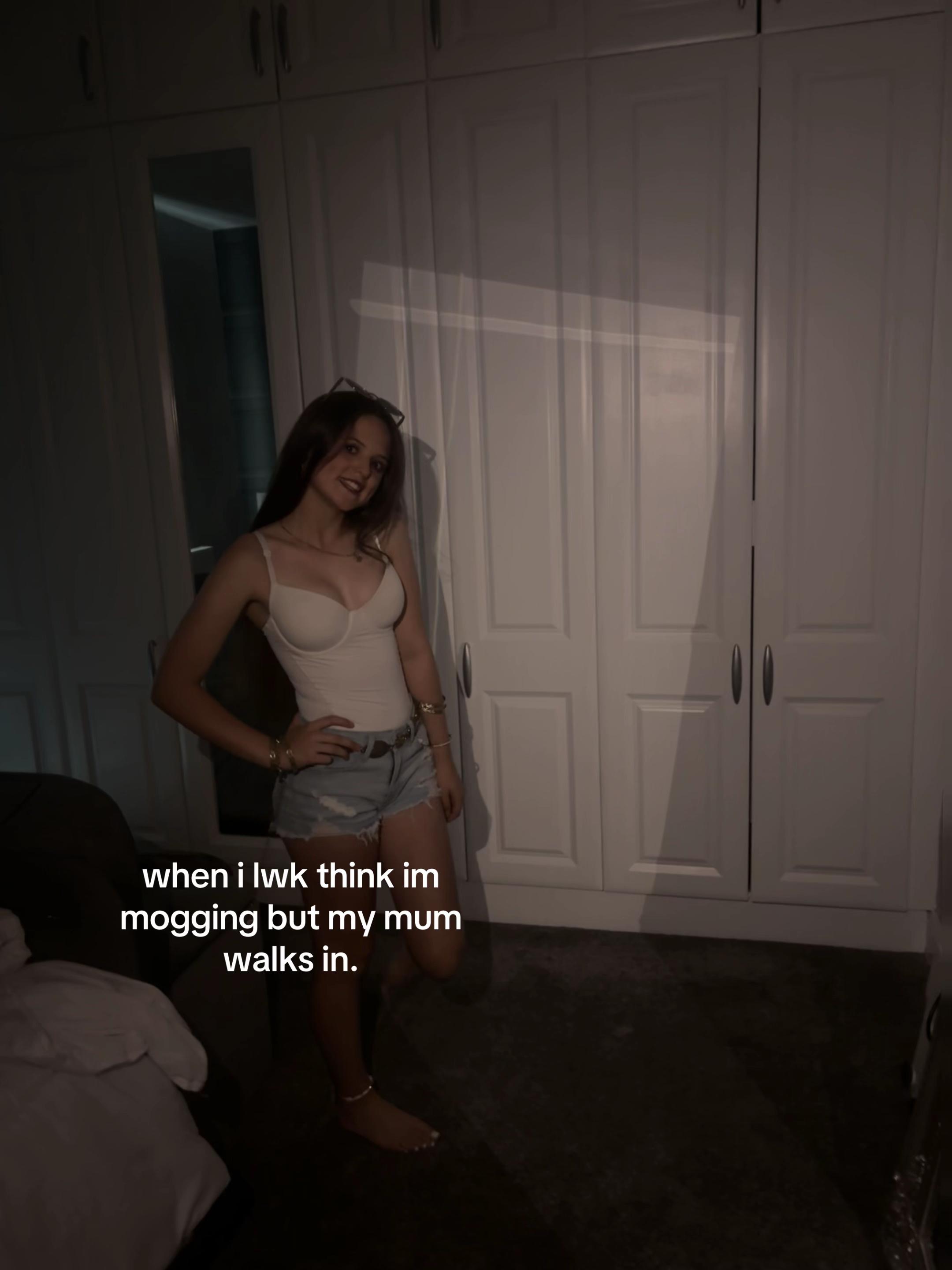 @ebony-rosemainx