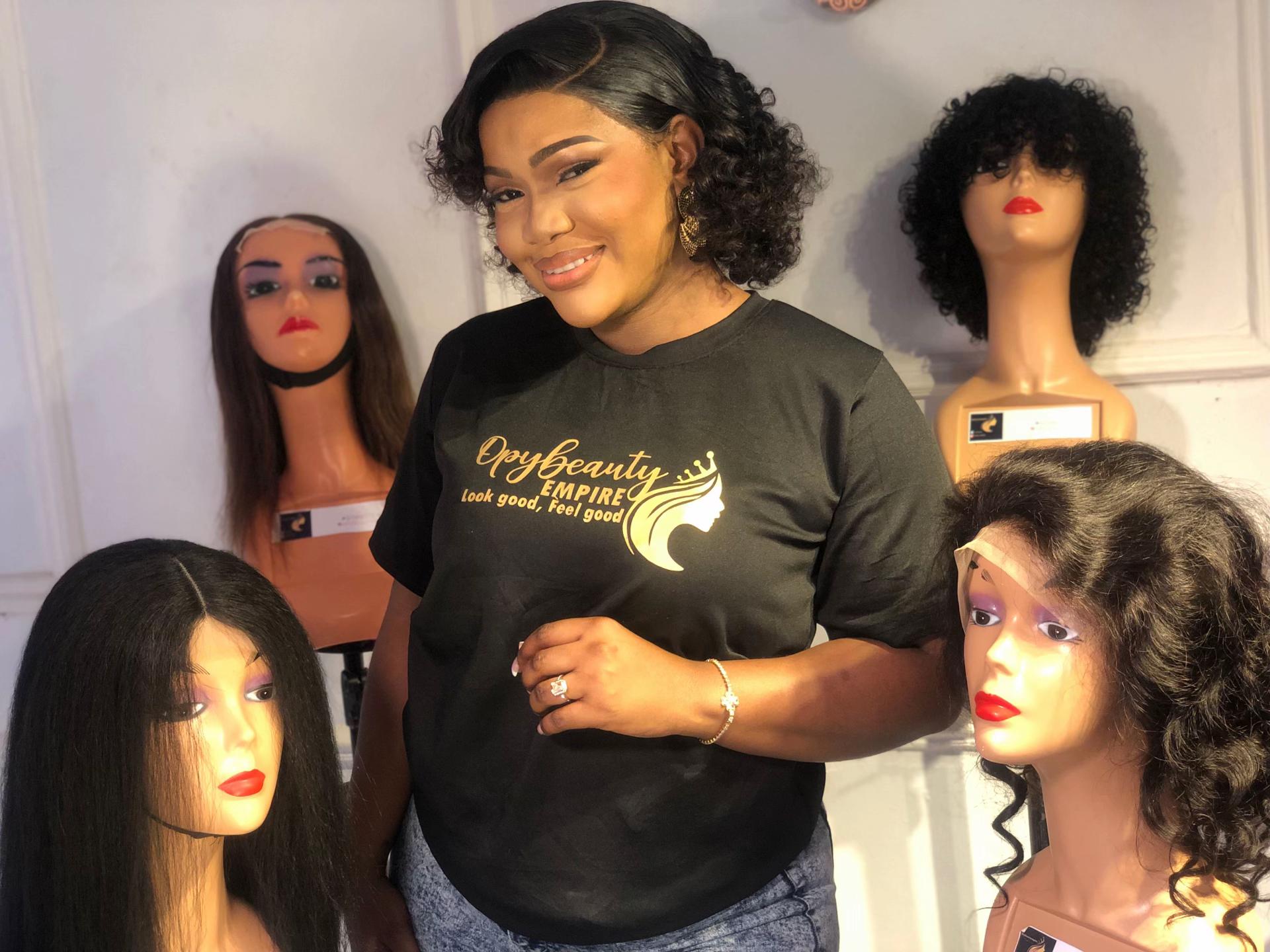 @Wig Stylist in Osogbo