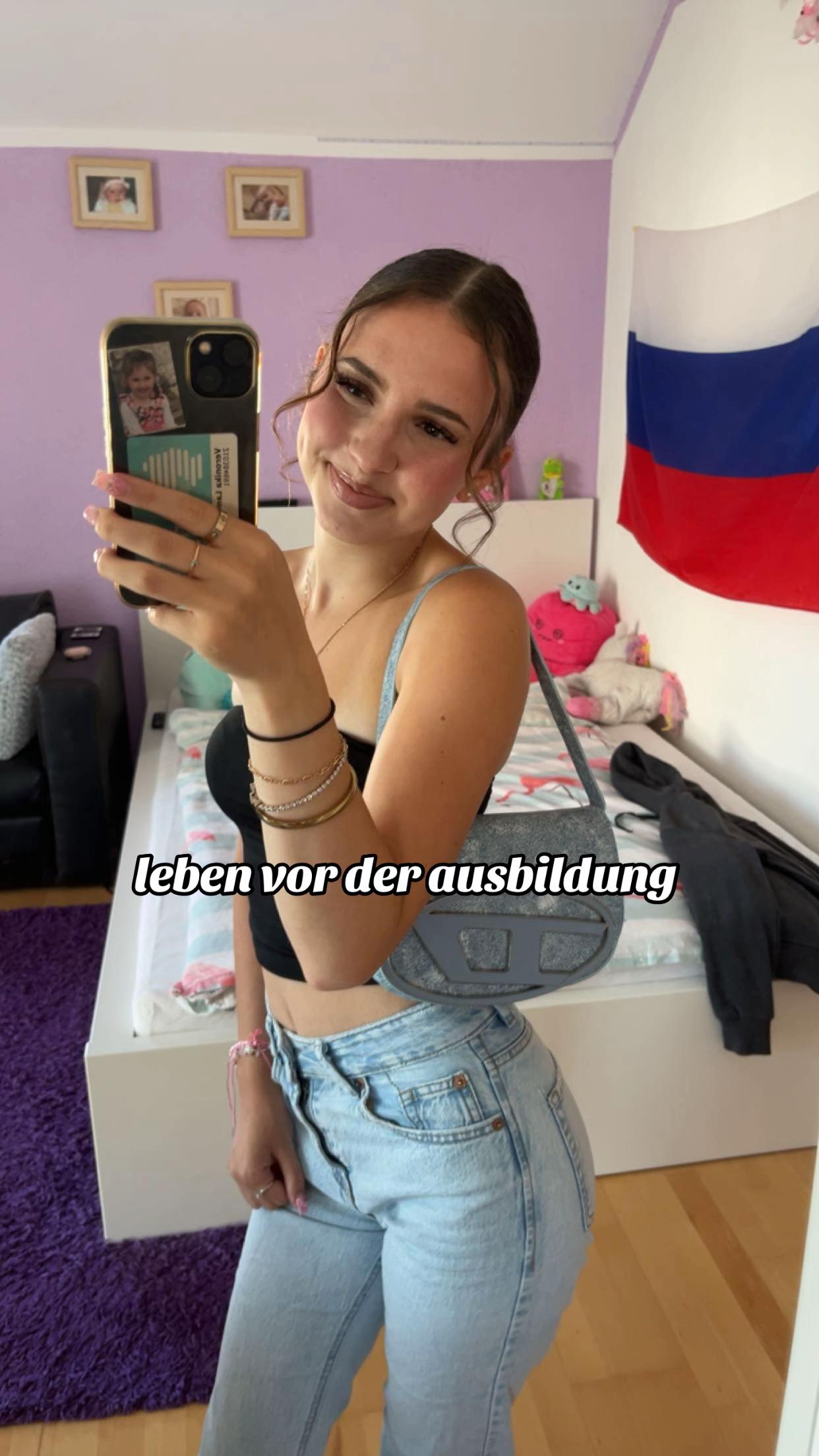 @🇷🇺
