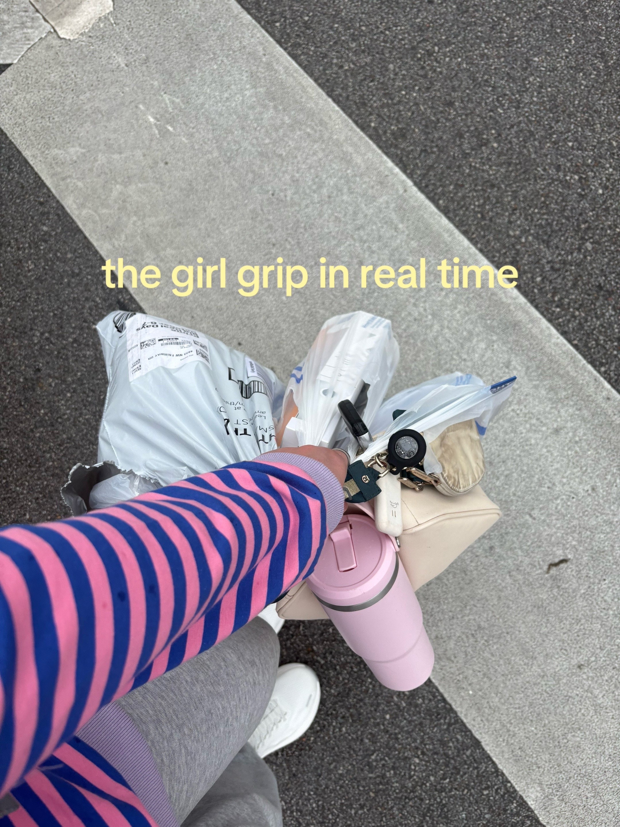 @smellanore 🐙