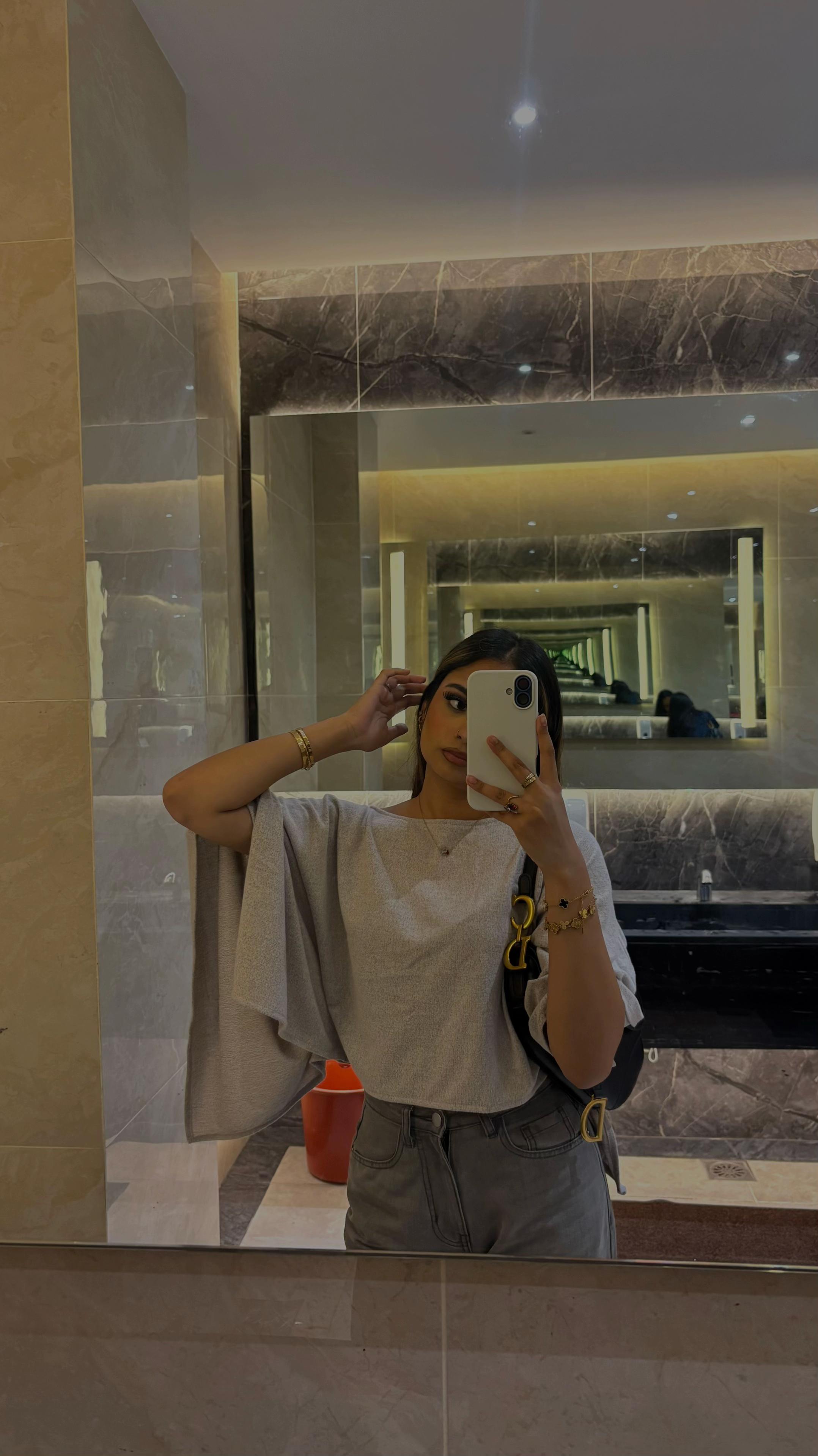 @ariy 💋
