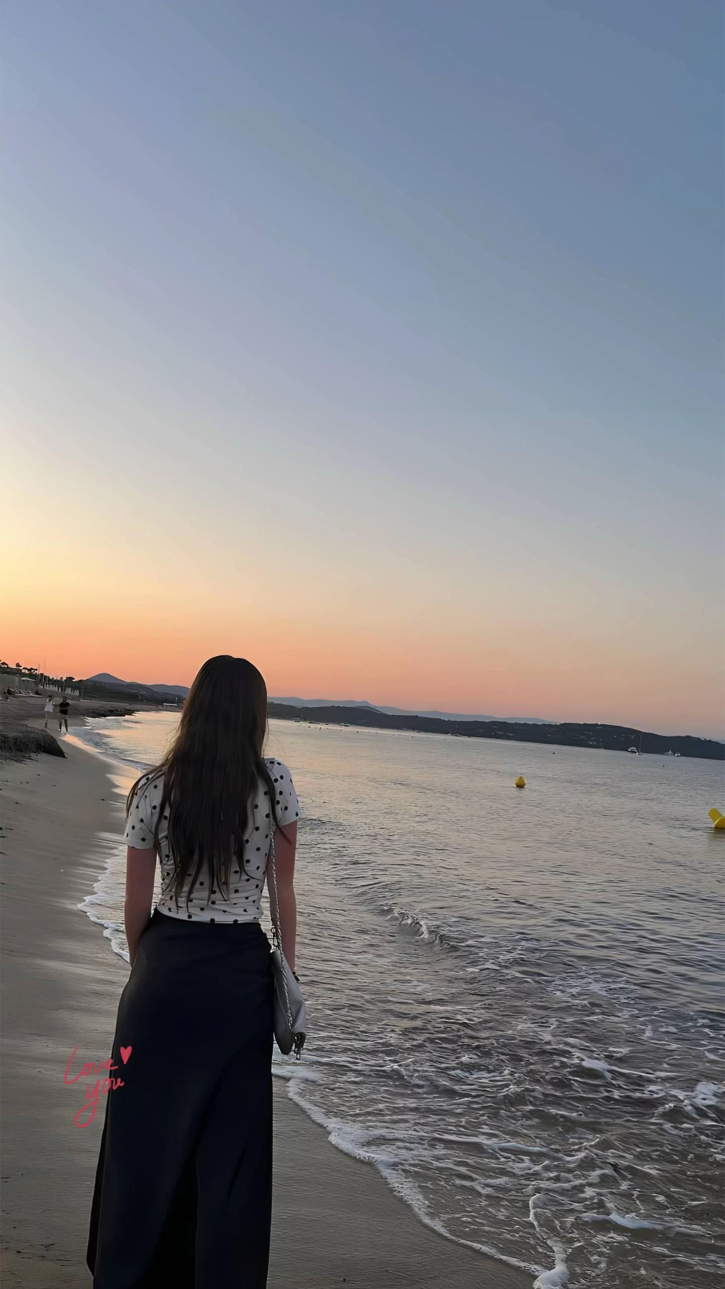 @𝟒𝐦𝐛𝐞𝐫 🧡
