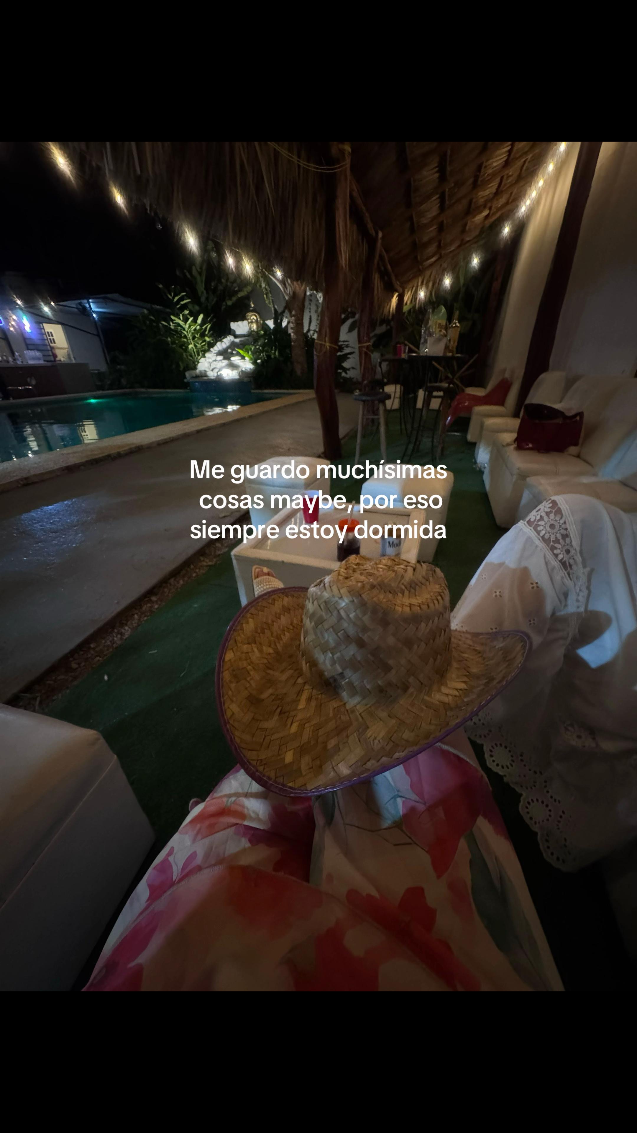 @Valeee