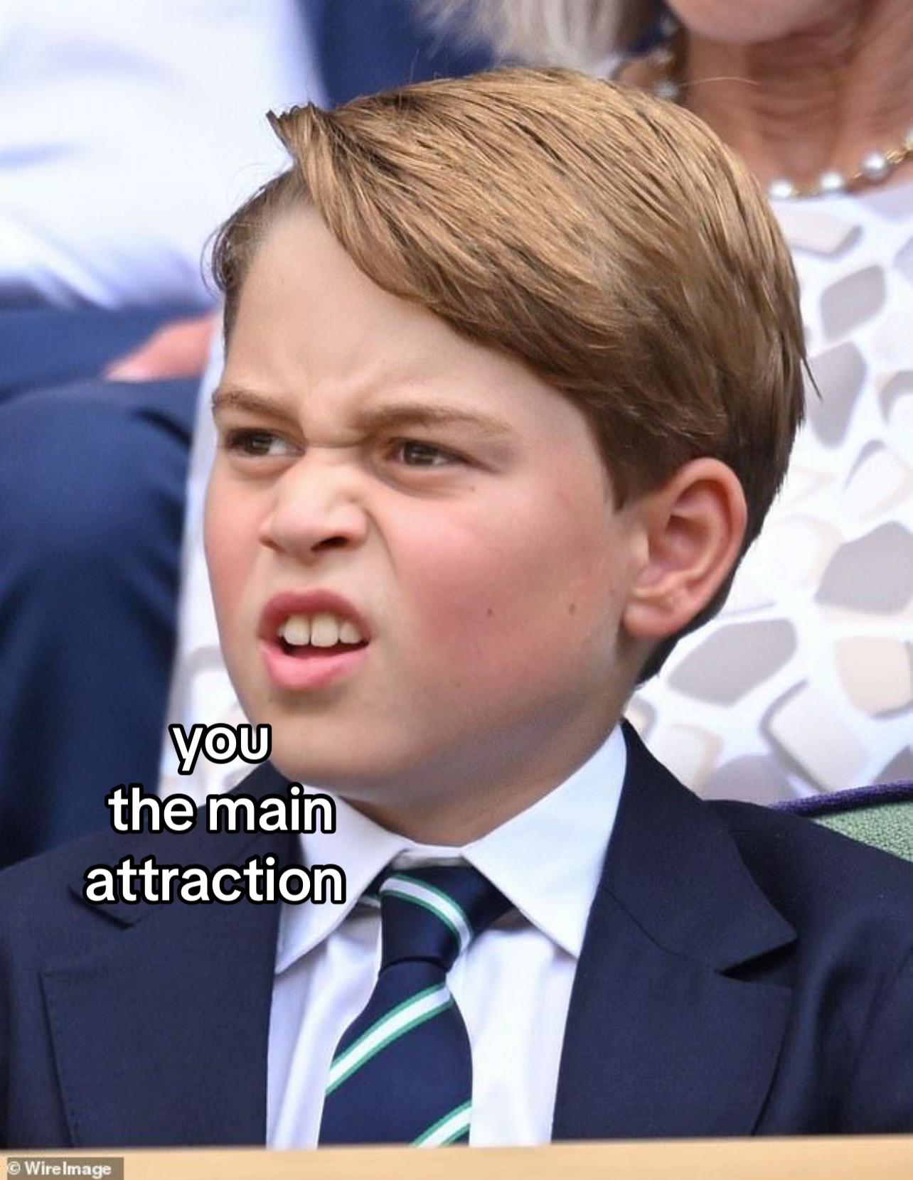 @𝒵𝒽𝒶𝓋𝑒𝓁𝓁𝑒
