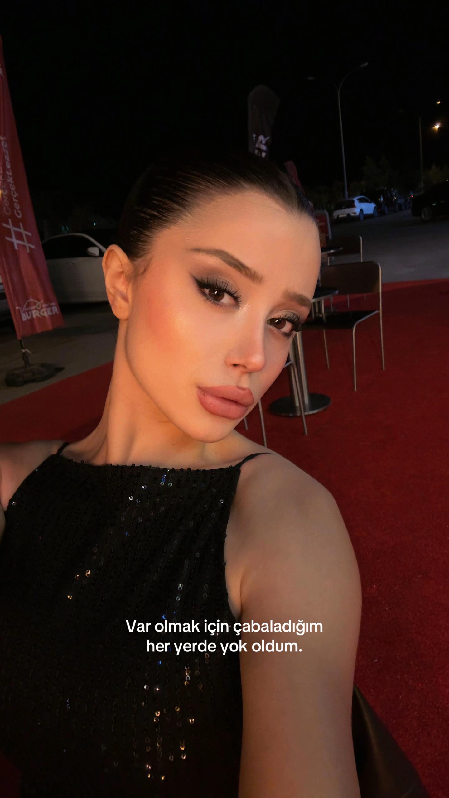 @Ezgi☀️🎐🧘🏻&zwj;♀️🌀