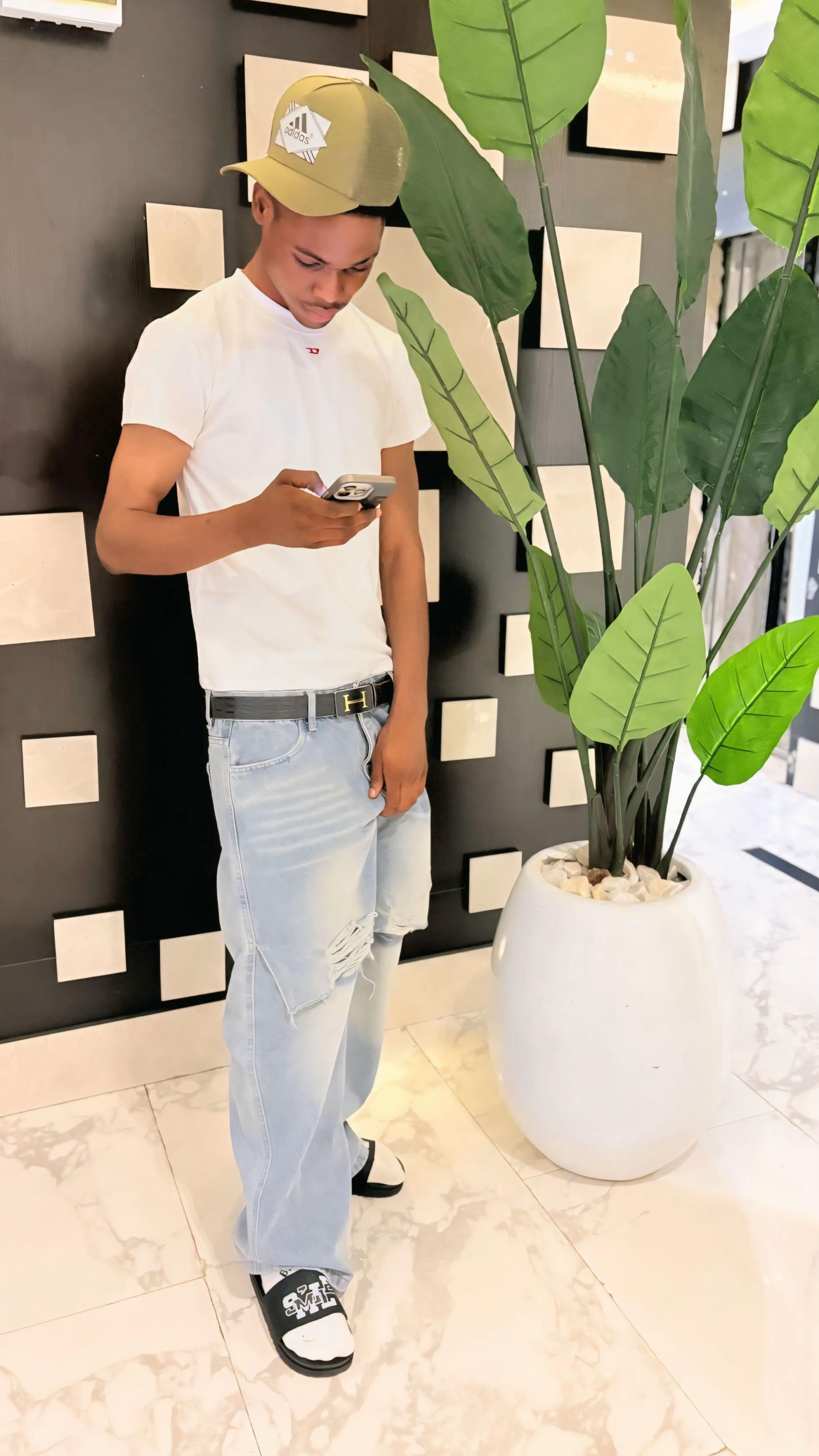 @𝗣𝗥𝗜𝗡𝗖𝗘 𝗢𝗪𝗘𝗔𝗟𝗧𝗛🥶