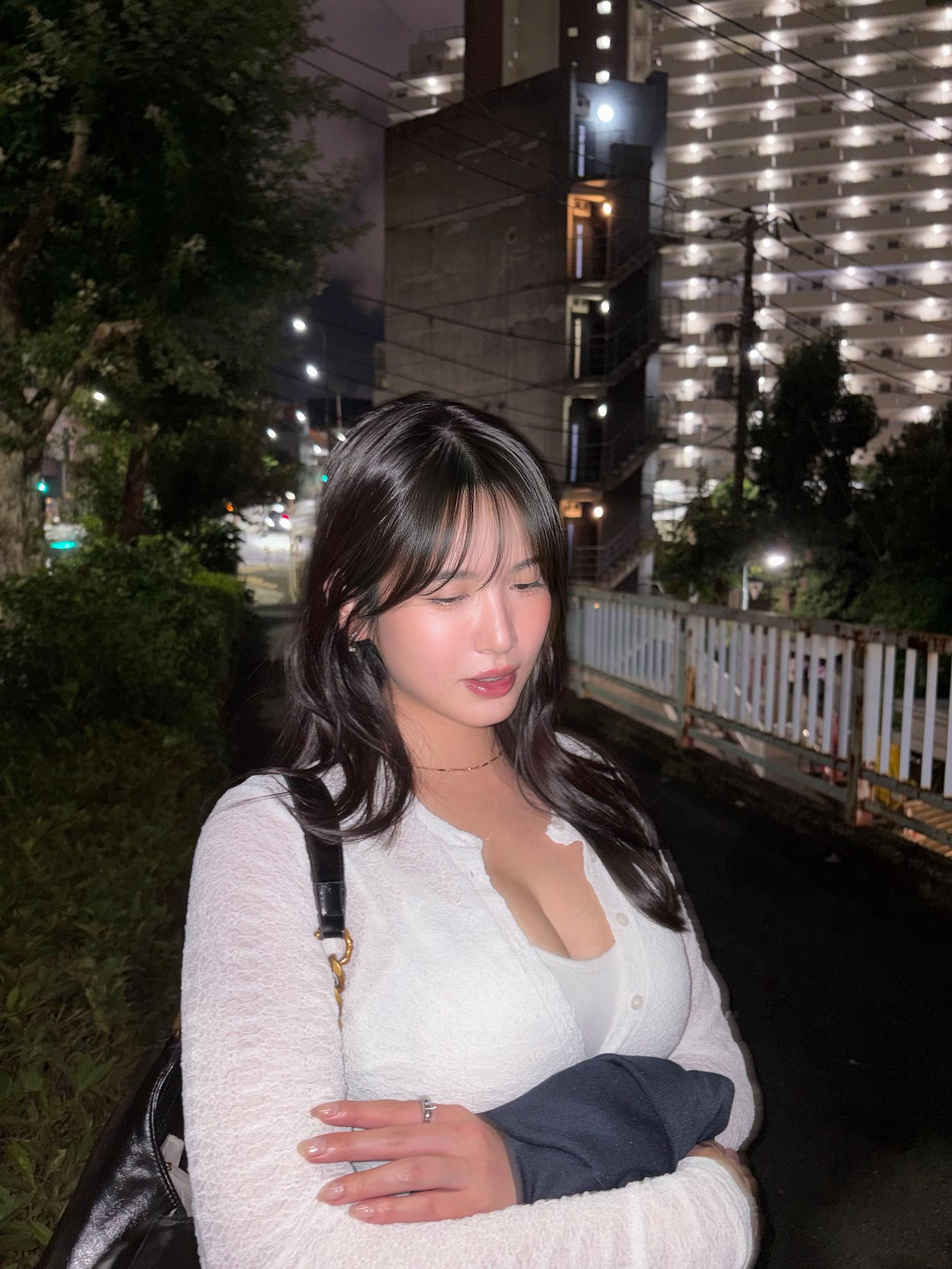 @ひとみやで