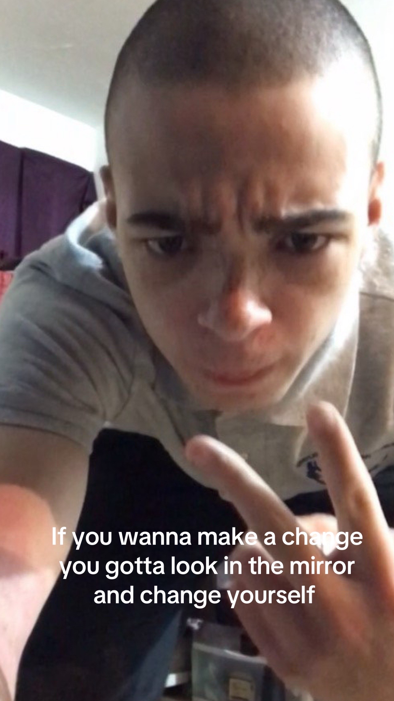 @️