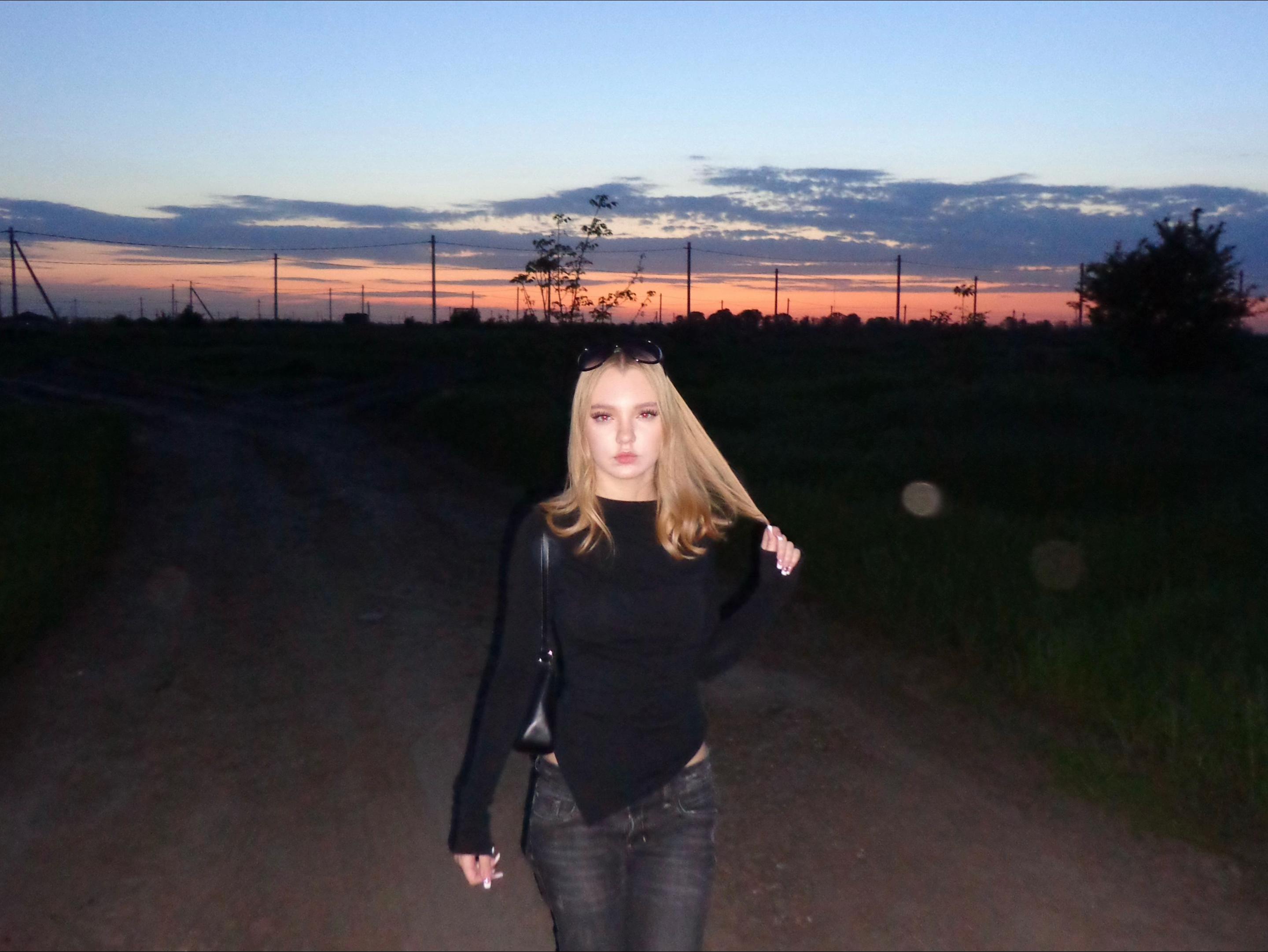 @nikwwwn