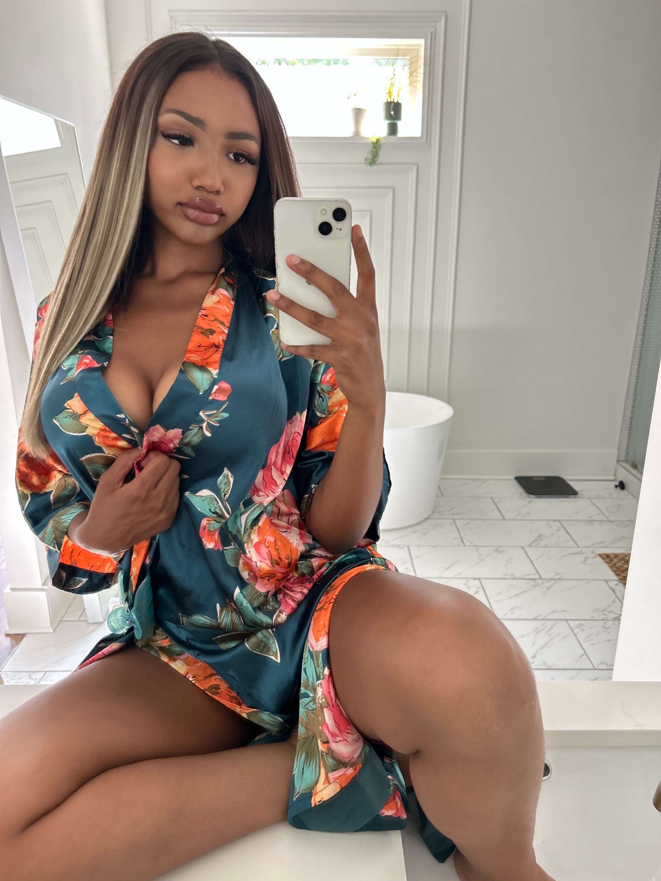 @tiaaraii