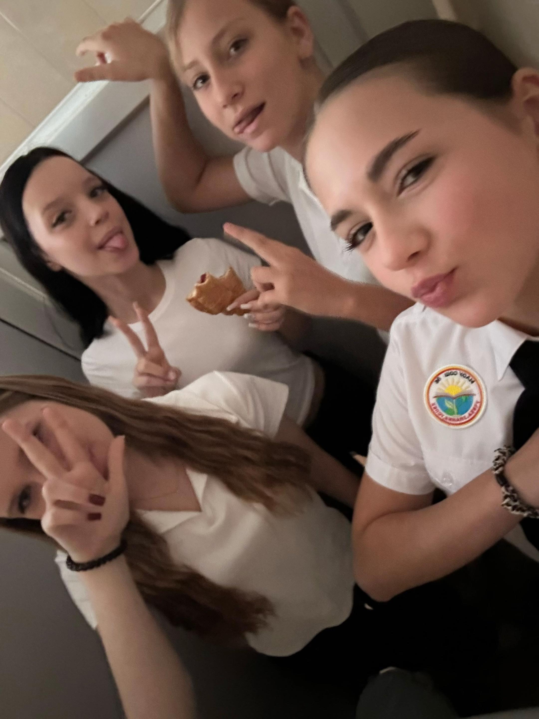 @дашуня