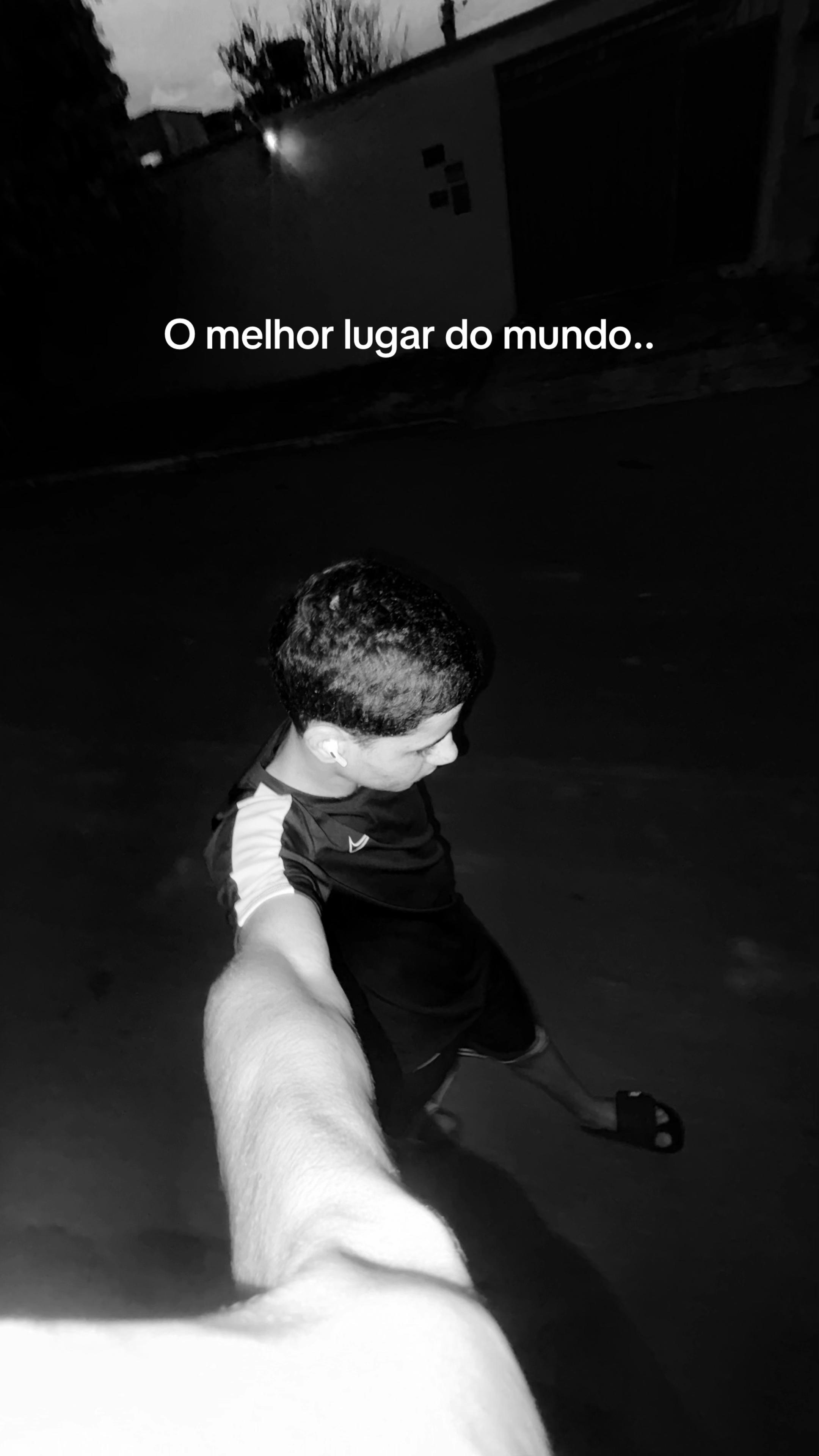 @aguiarz