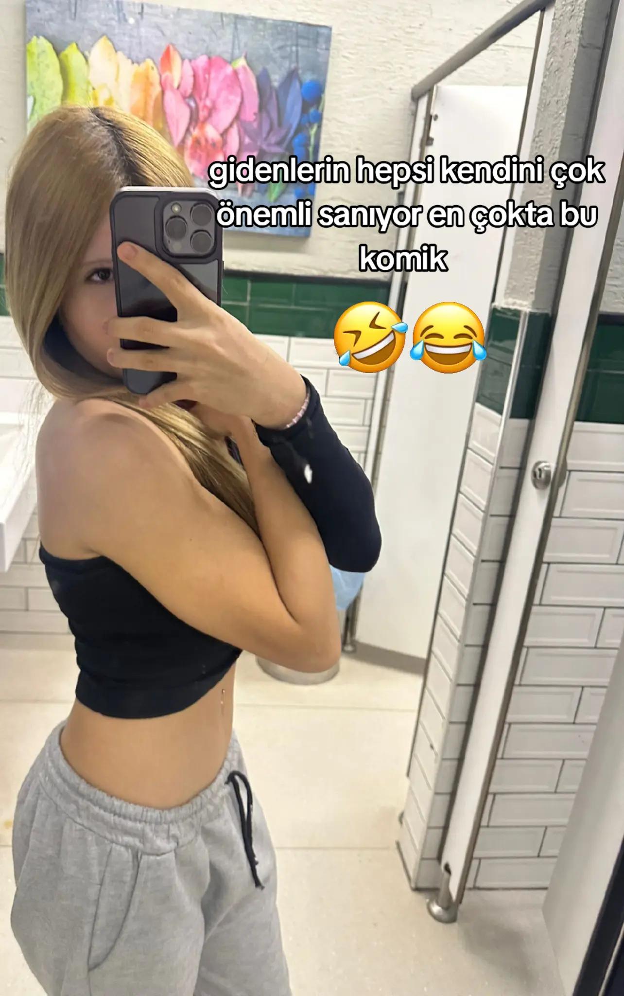@𝒅𝒆𝒏𝒊𝒛