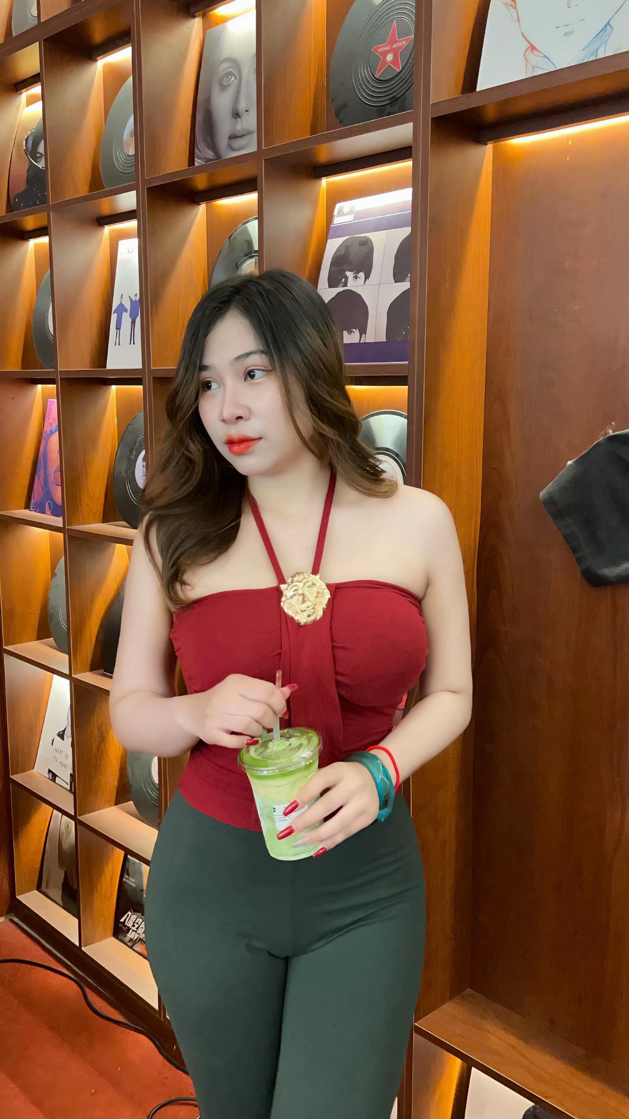 @Mochi🇰🇭