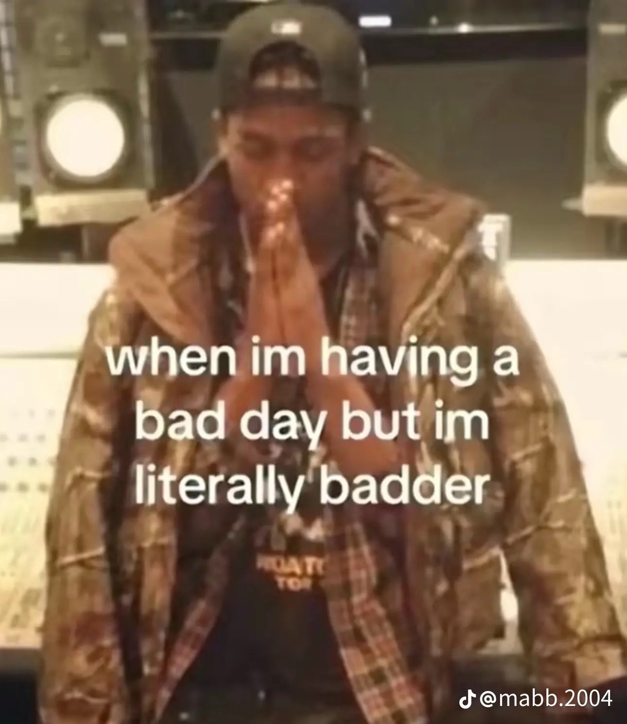 @Nayara