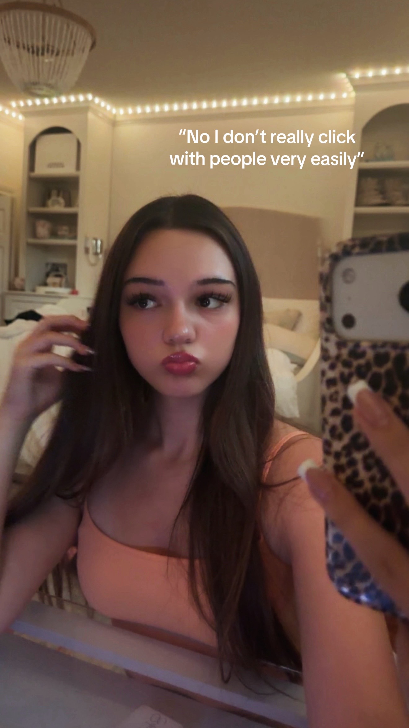 @???