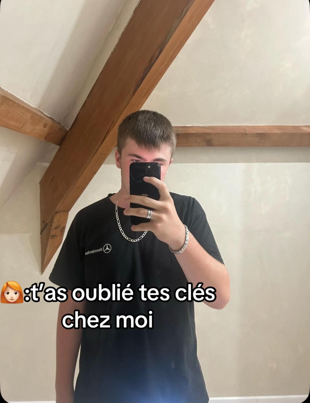 @Ew_nn'🏴&zwj;☠️