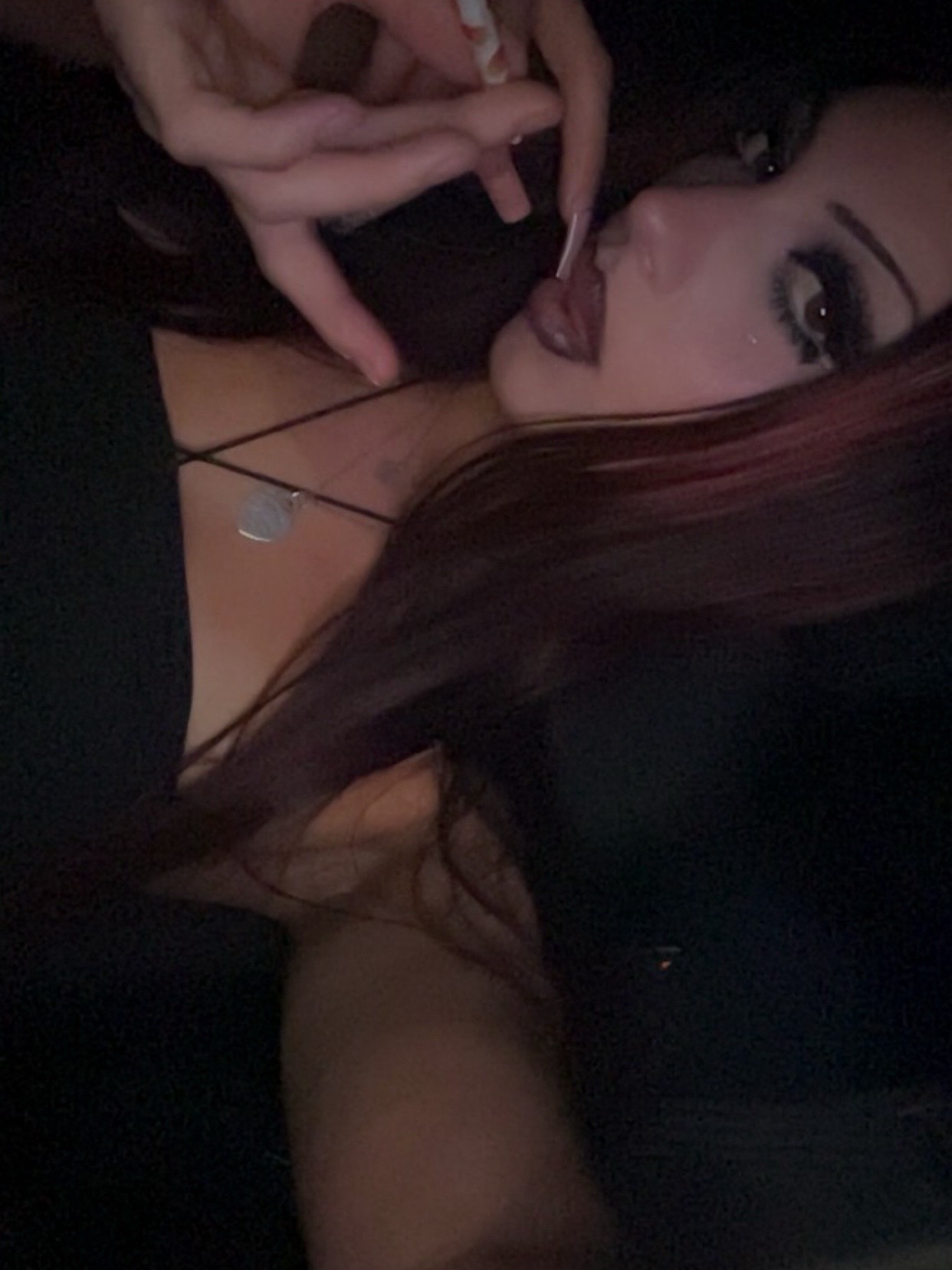 @👻