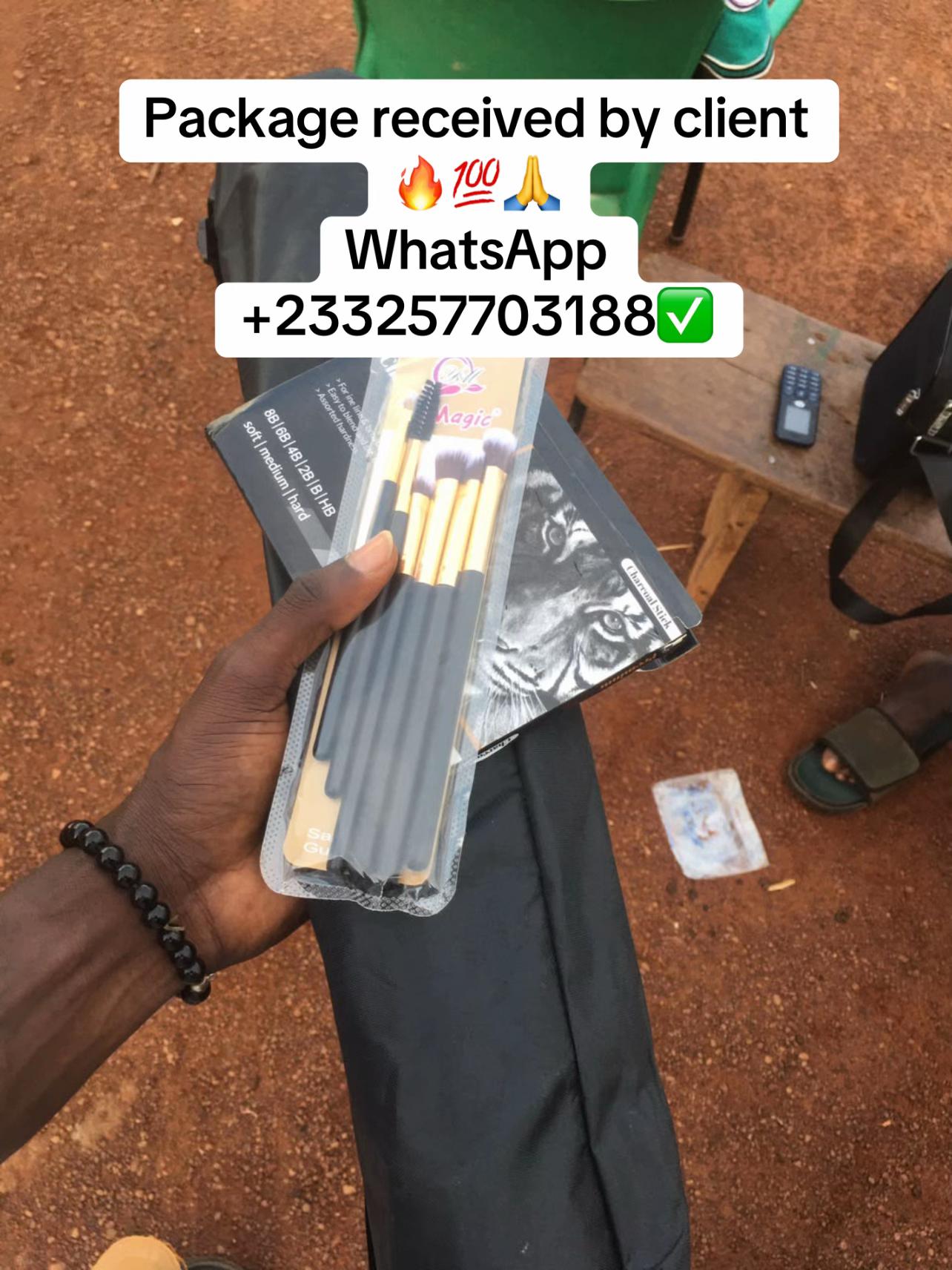 @ART MATERIALS AVAILABLE โ