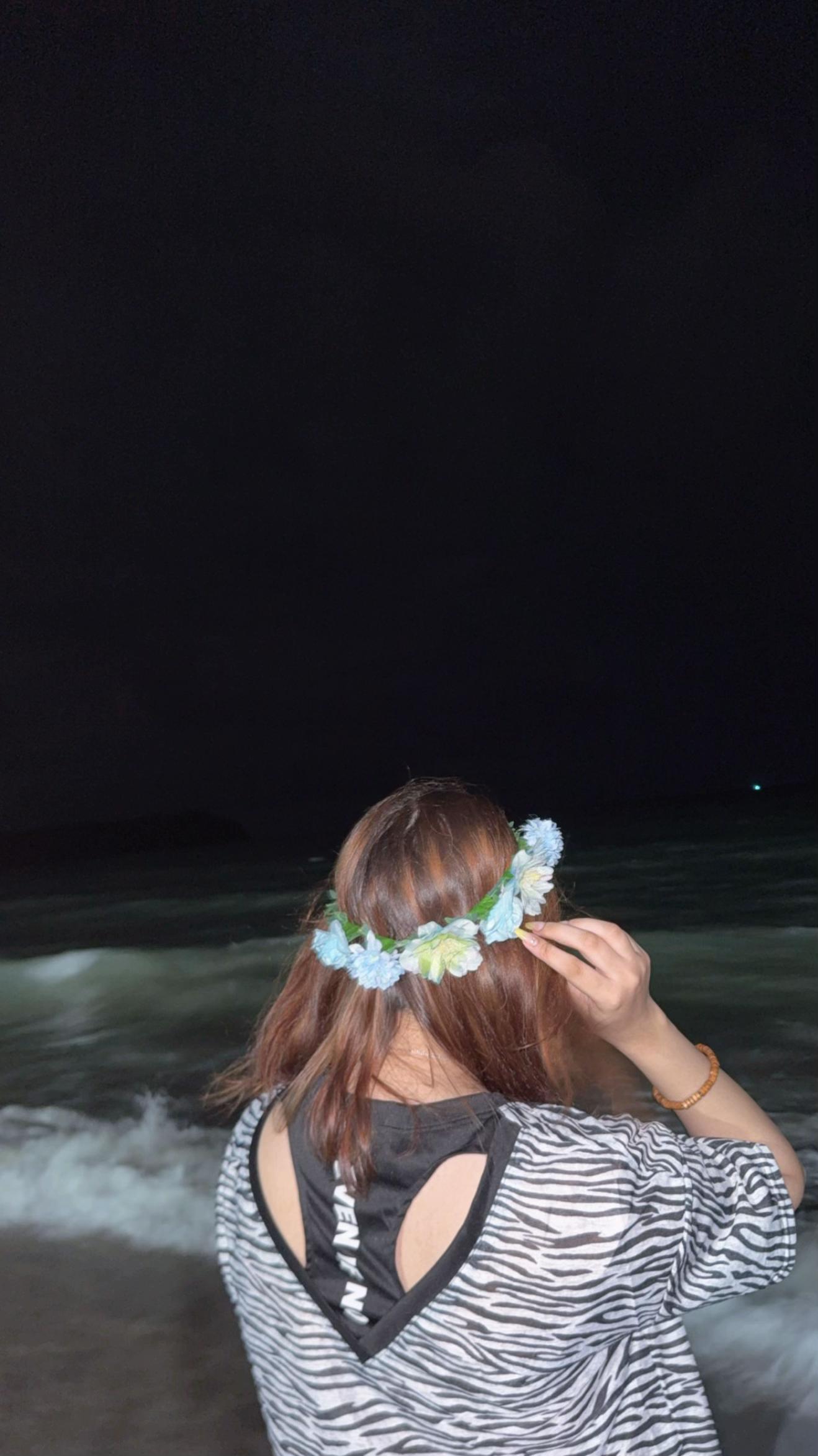 @Arooojiii