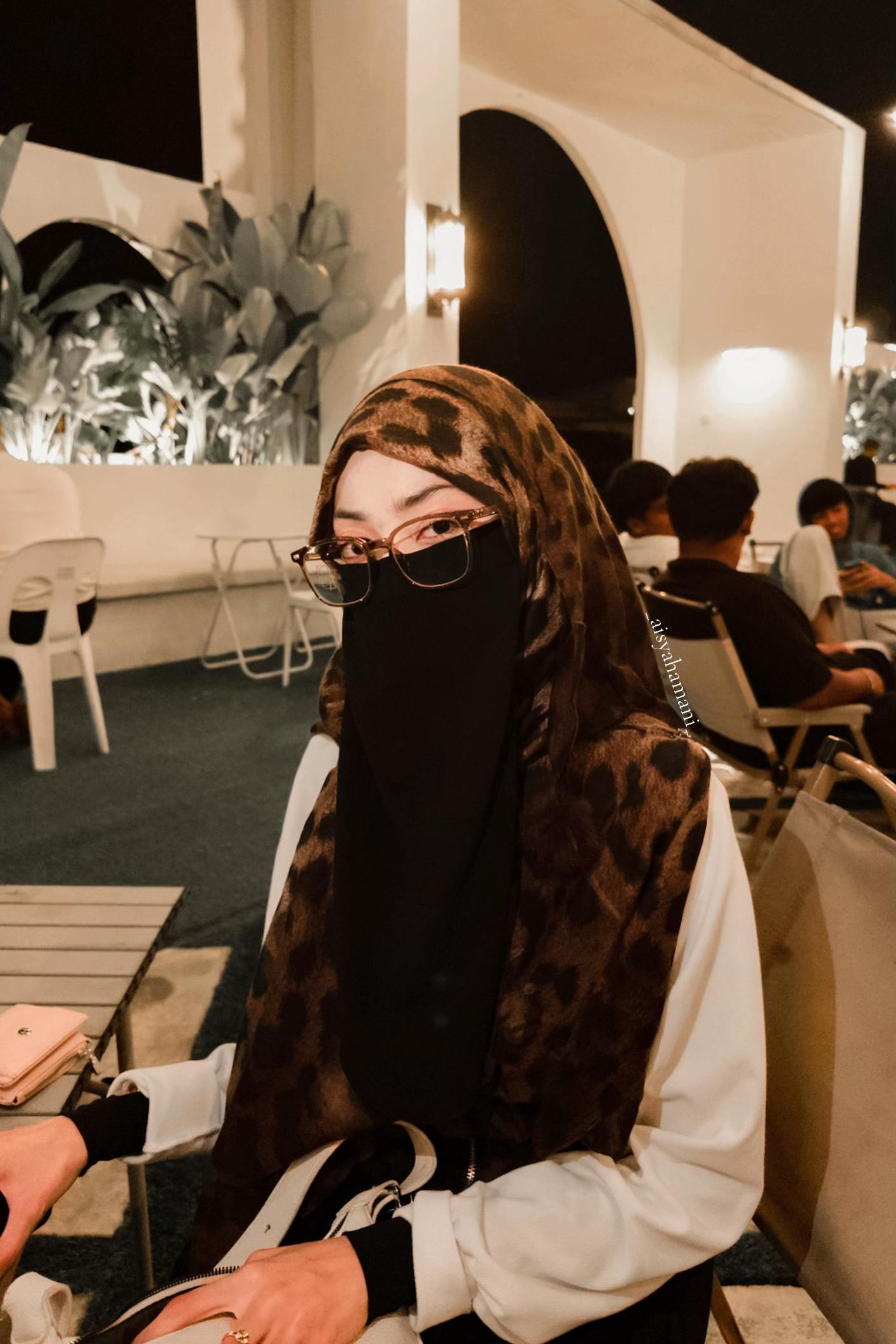 @﮼عائشة | 𝓐𝓲𝓼𝔂𝓪𝓱