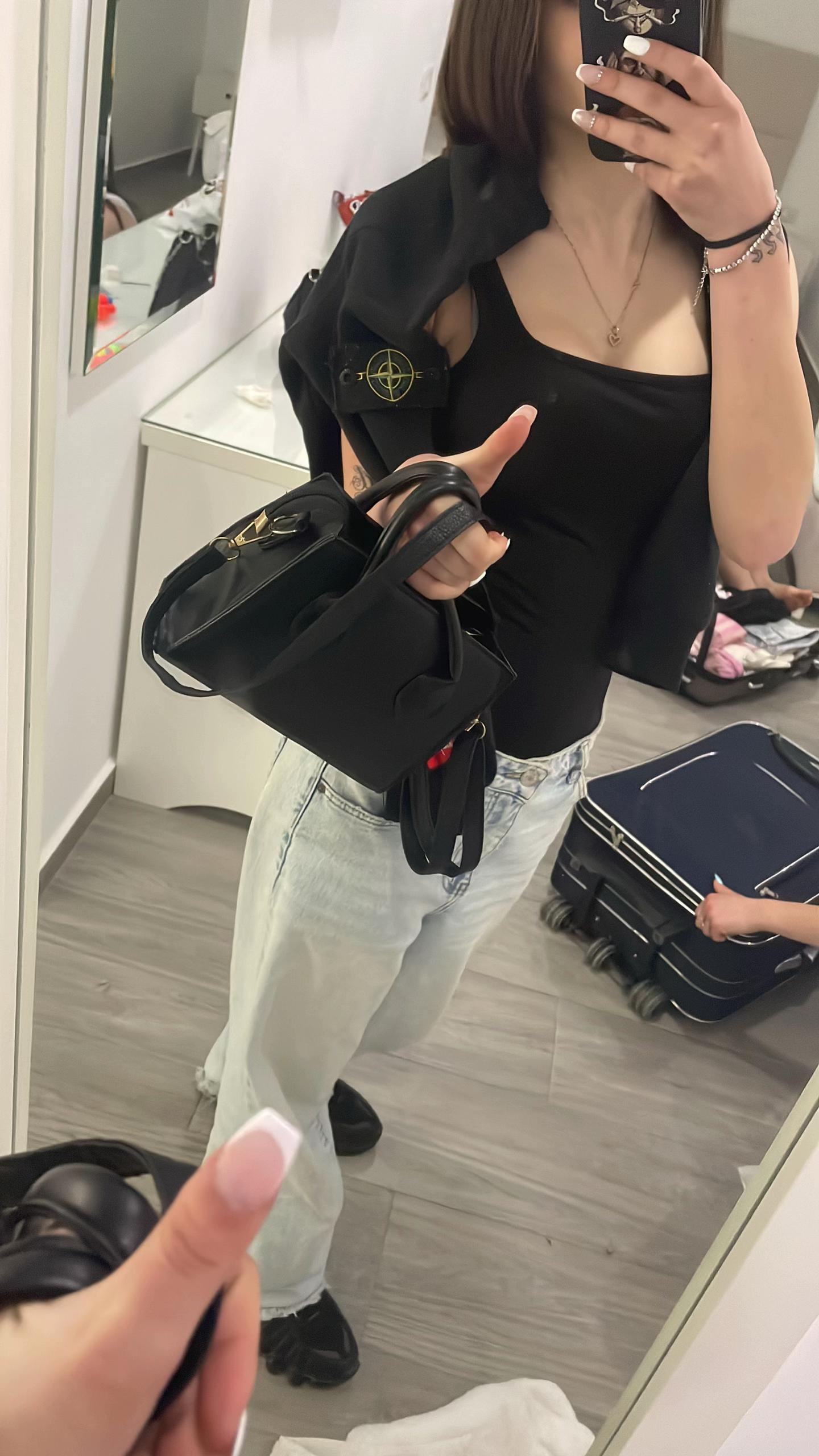 @Durrsake🇦🇱👸🏻