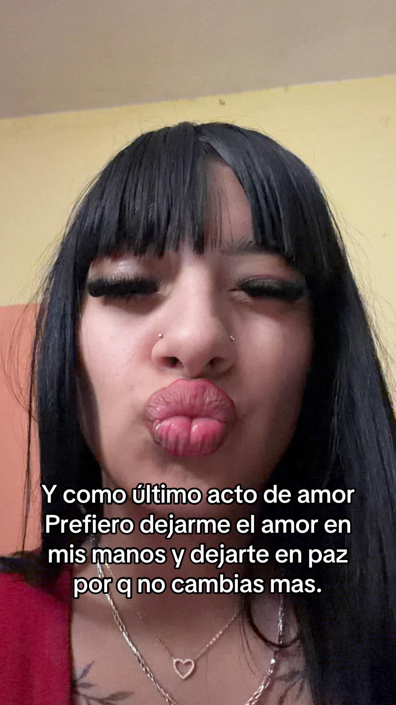 @Anaahii1