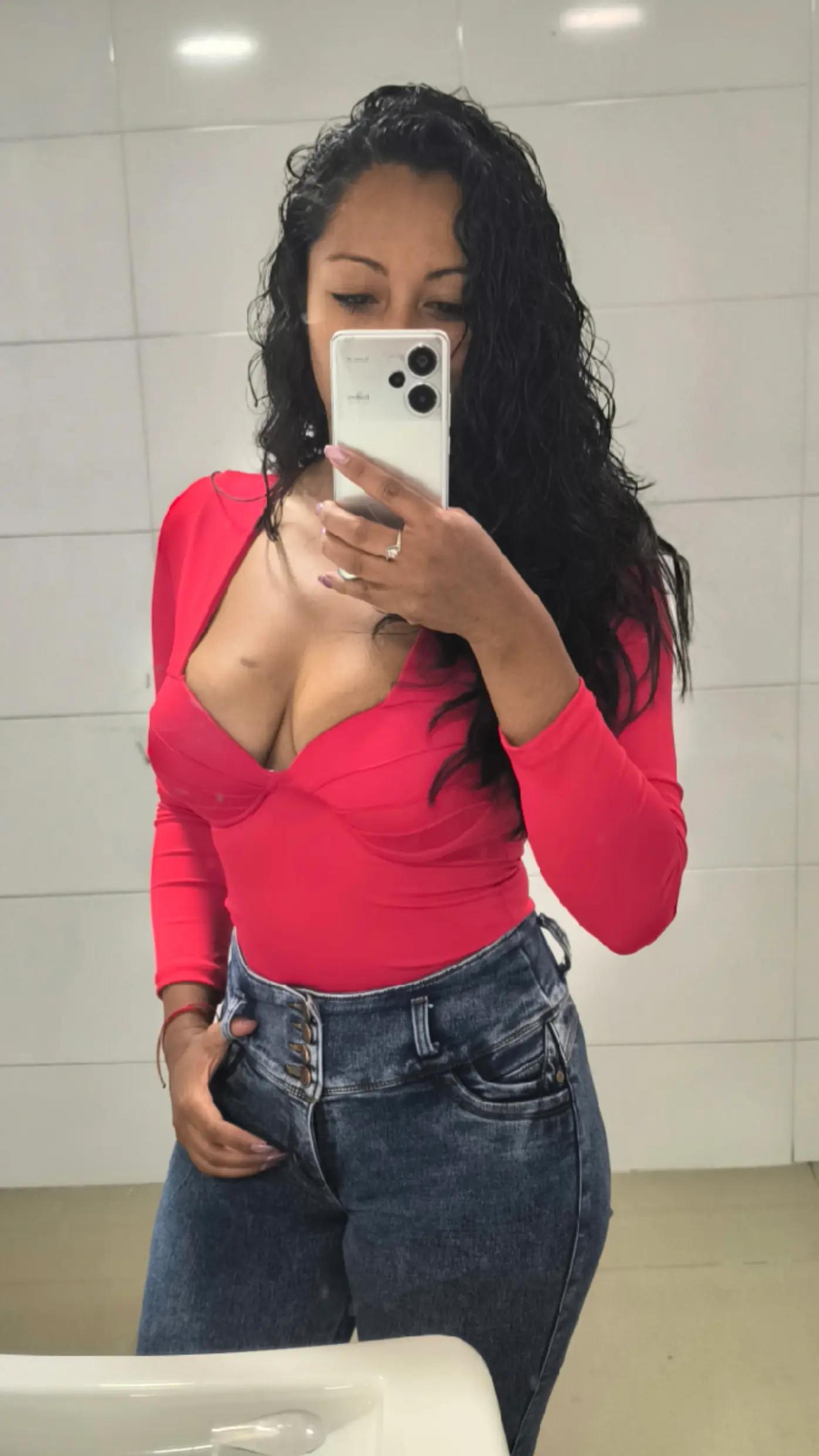 @Morenita Bella 💯✨