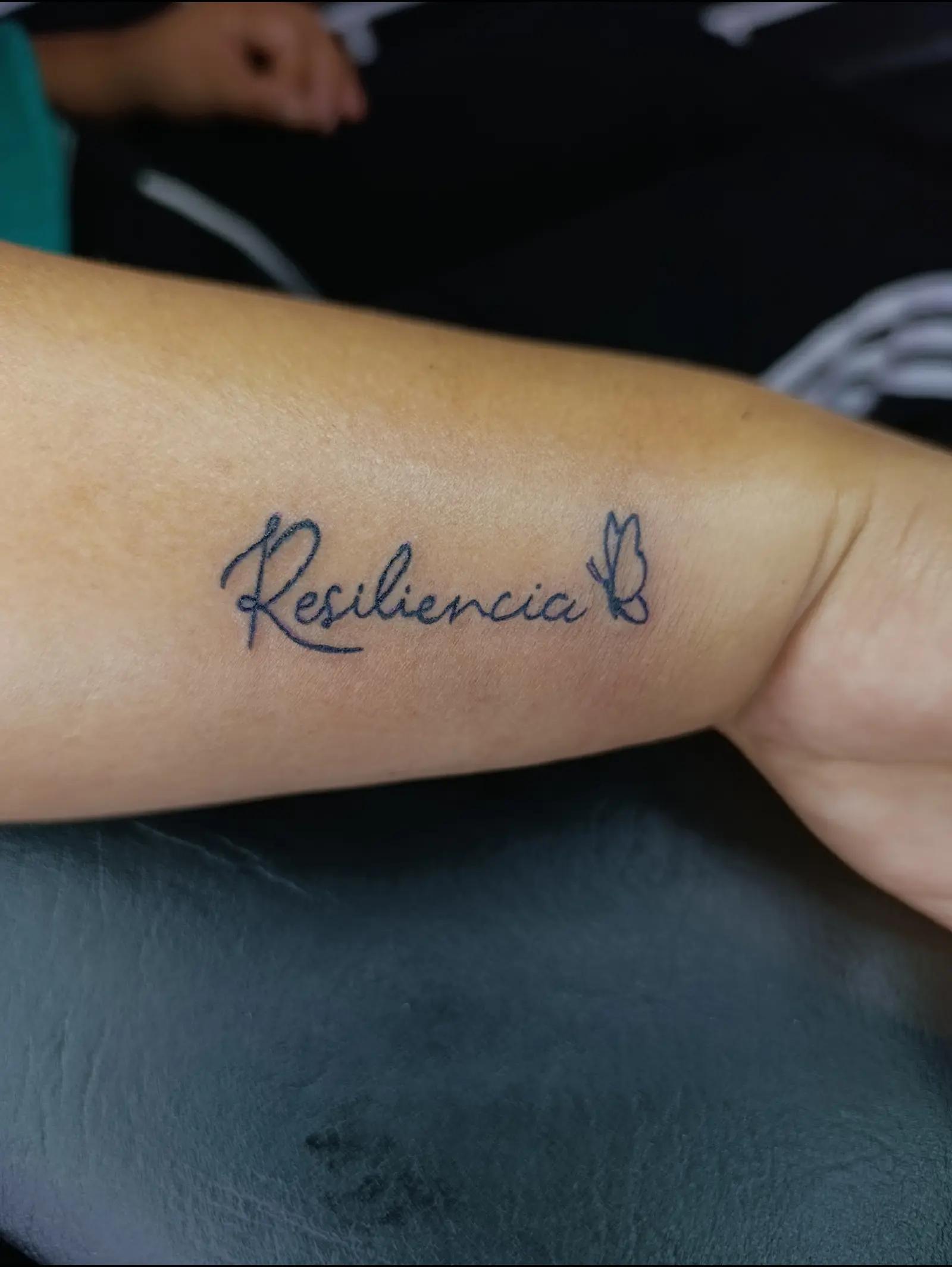 @Hilaria.tattoo