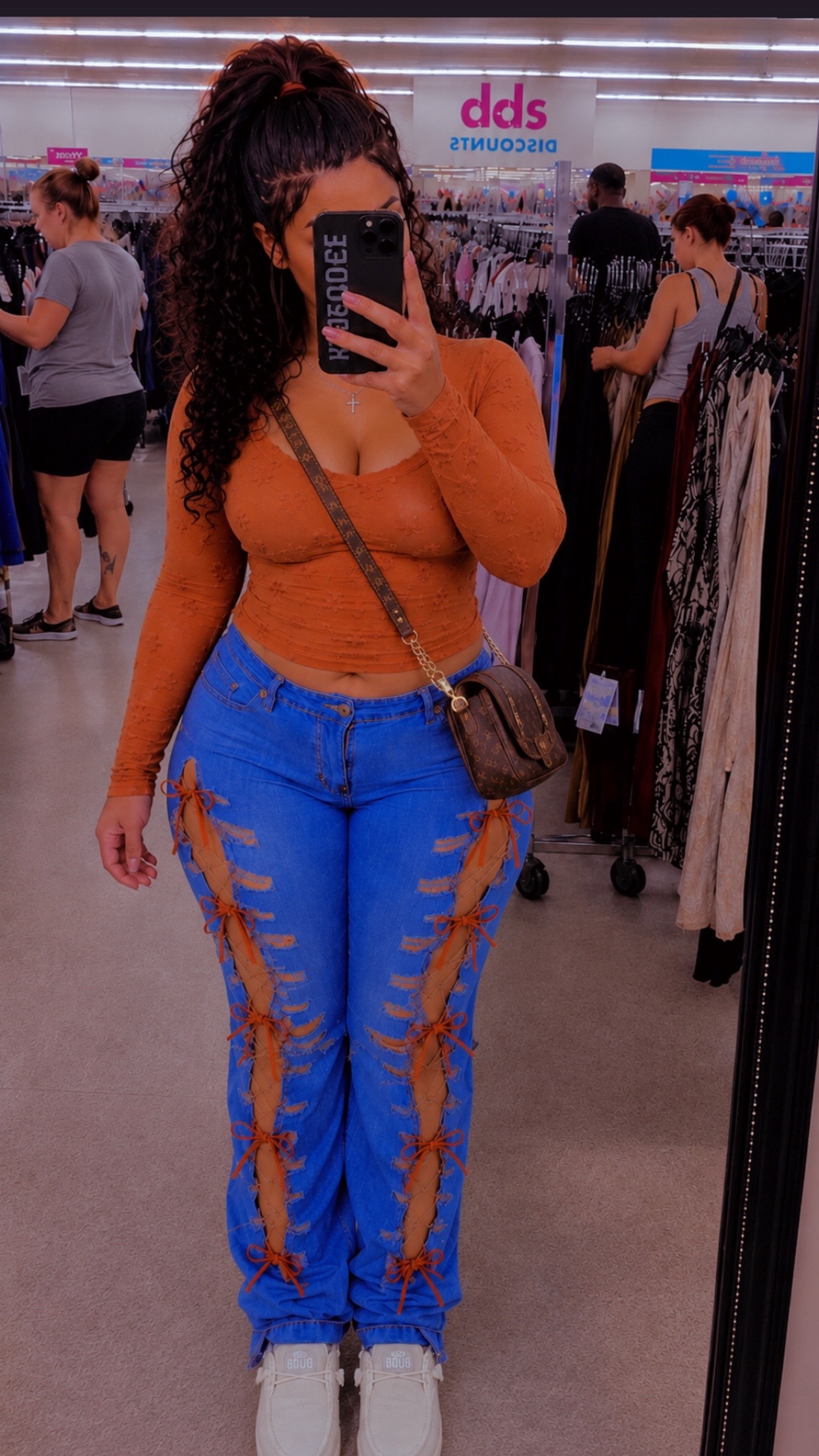 @SerenityLopez