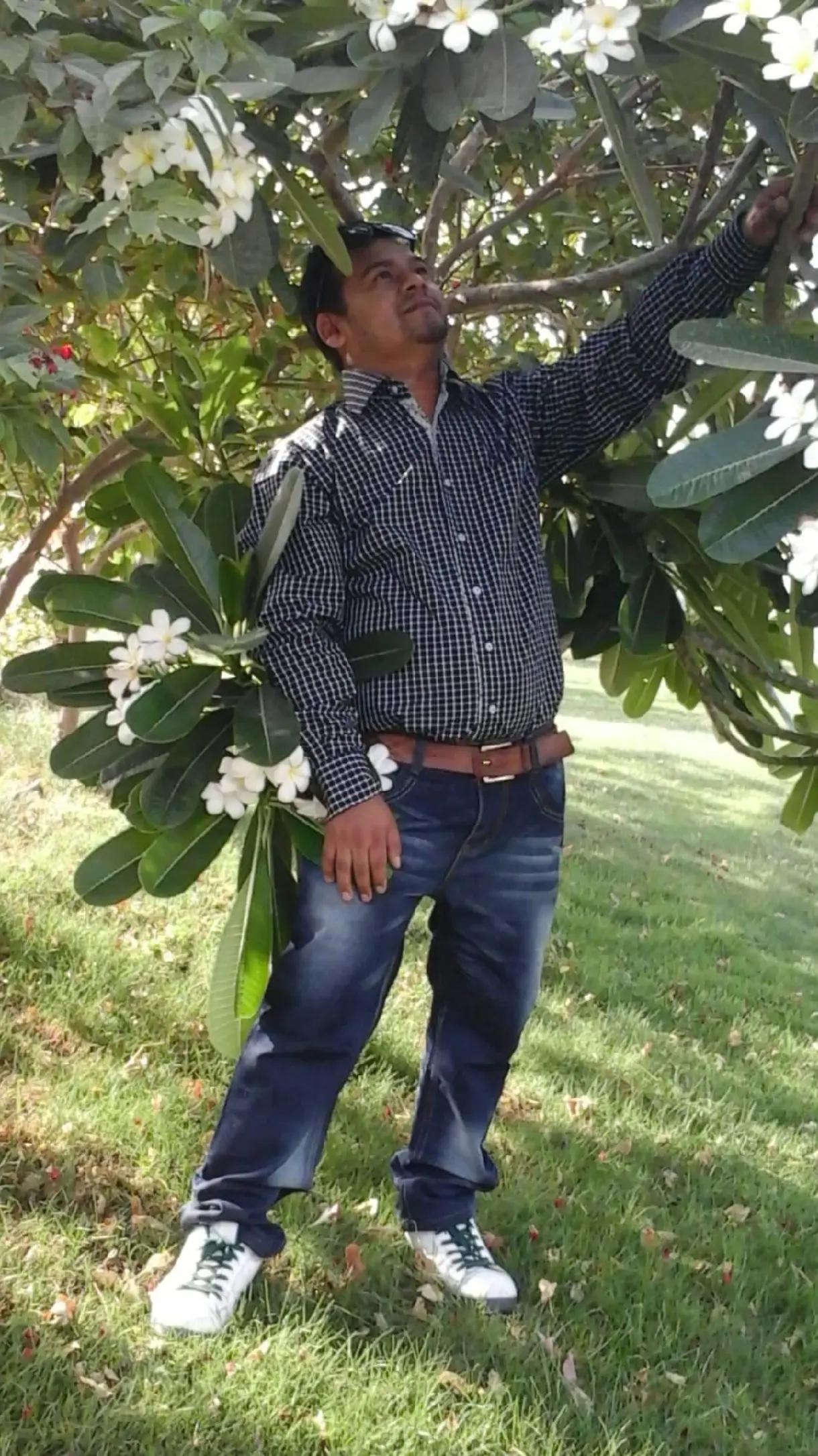 @अर्जुन सेन्चुरी &szlig;&kappa;.(गाउँले)