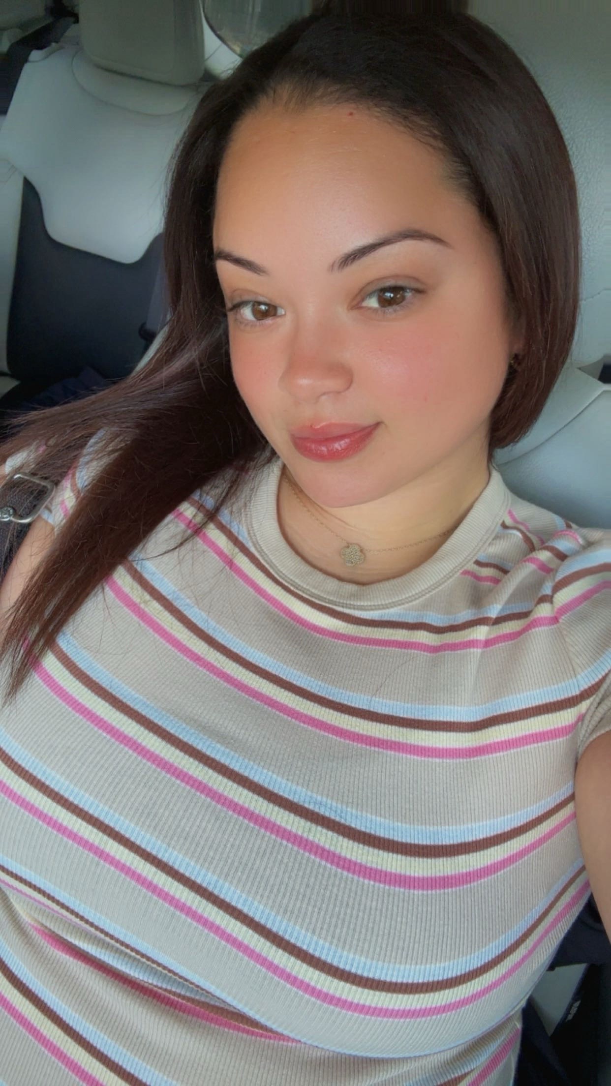 @anissa224123
