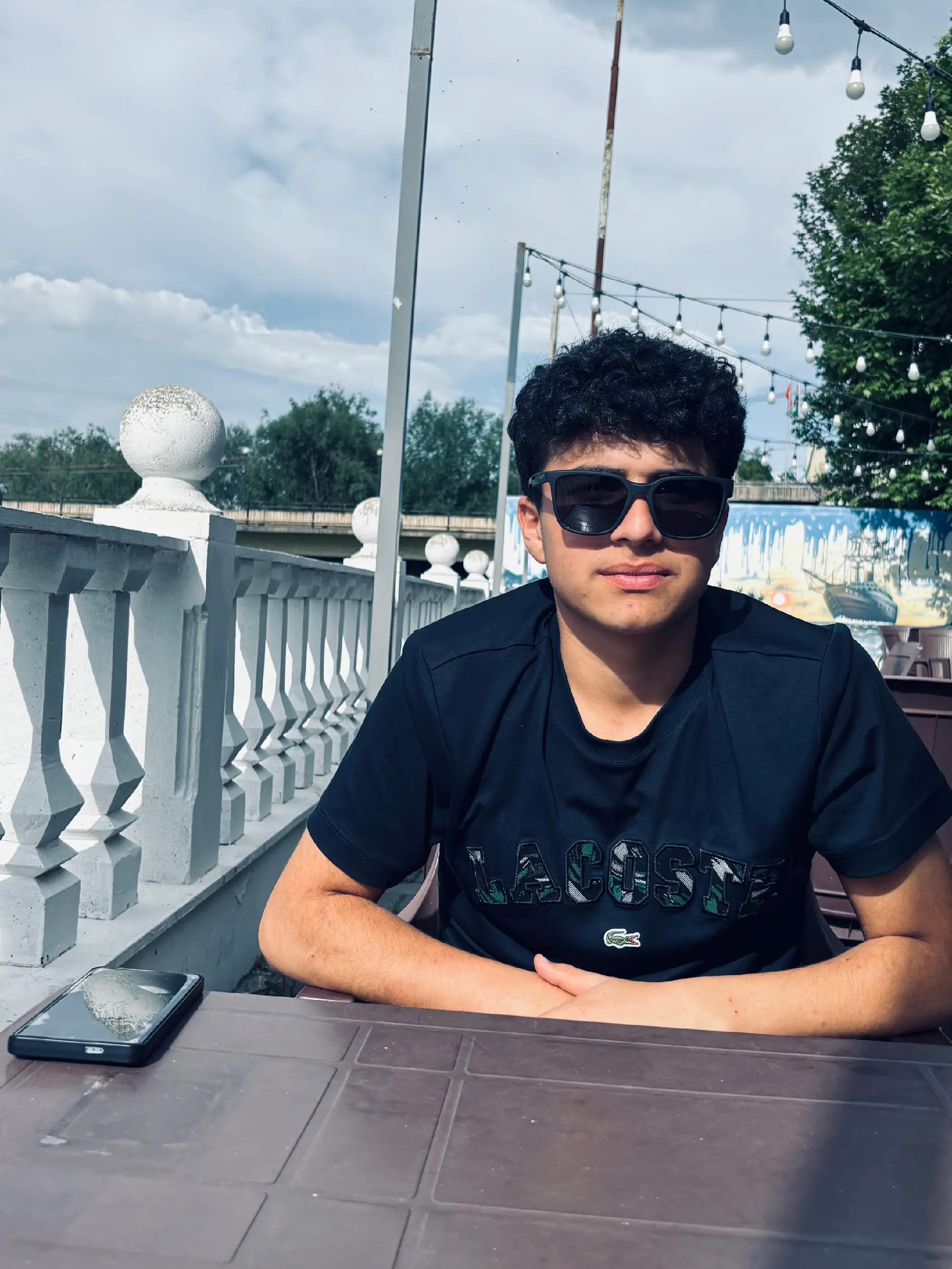 @movie𝐀𝐒𝐊𝐎