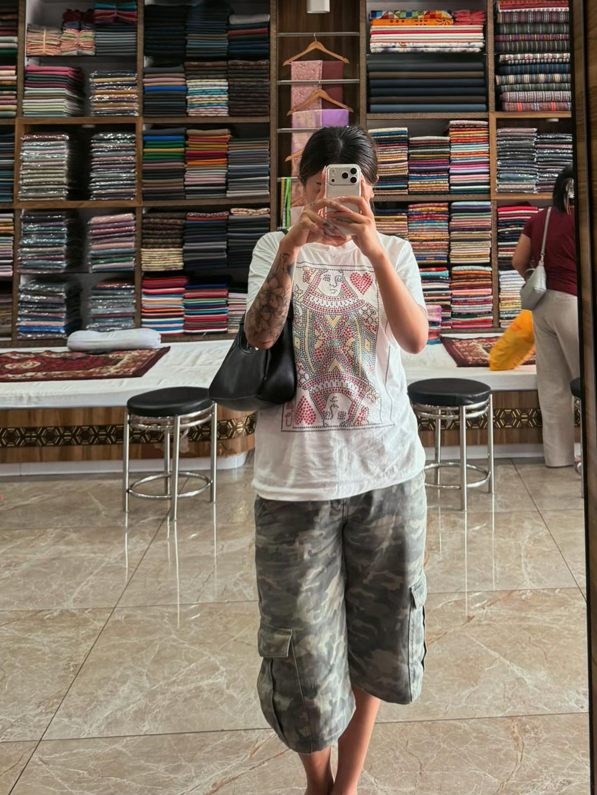 @ཡིཀས