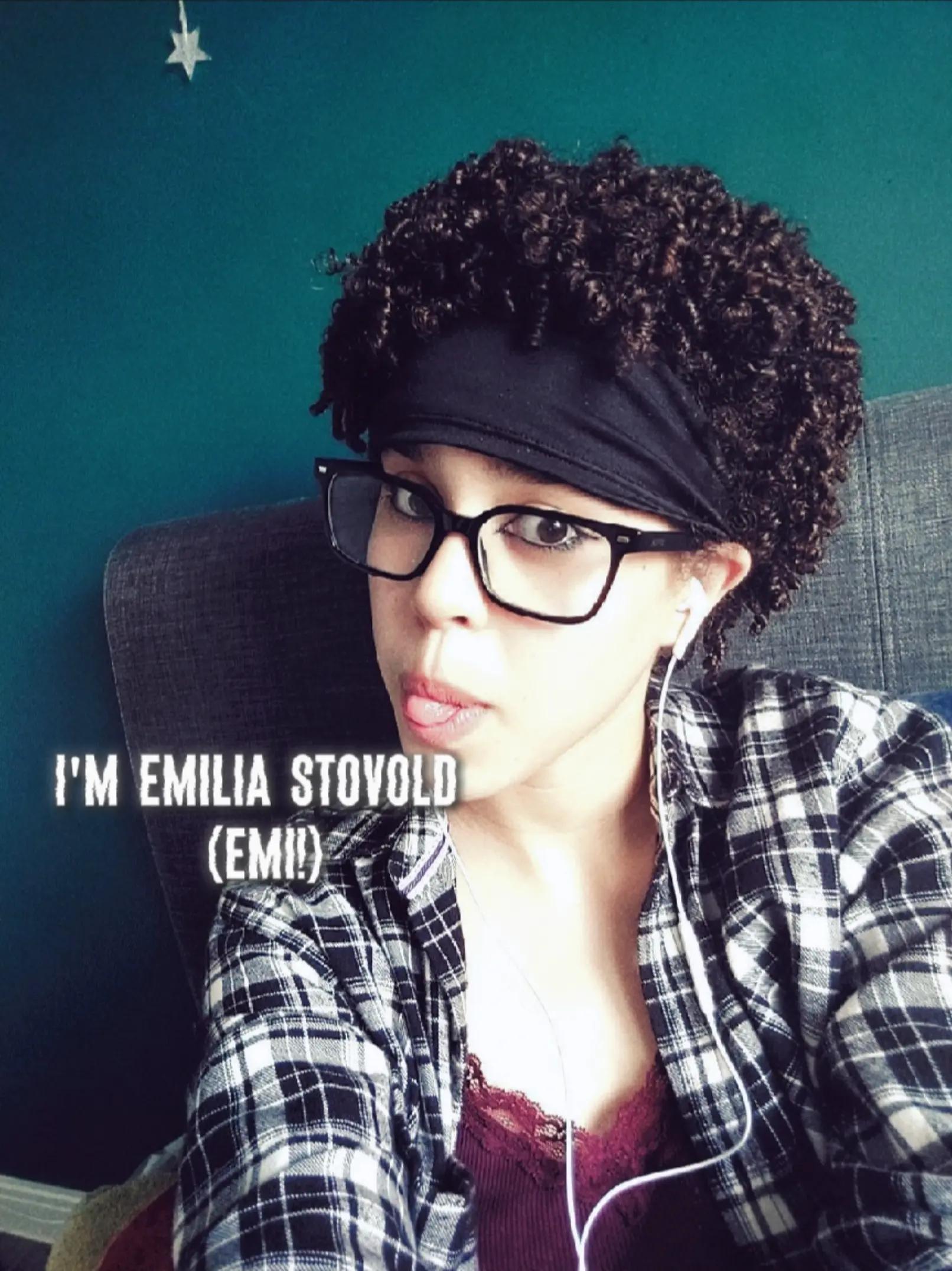 @_Emi_