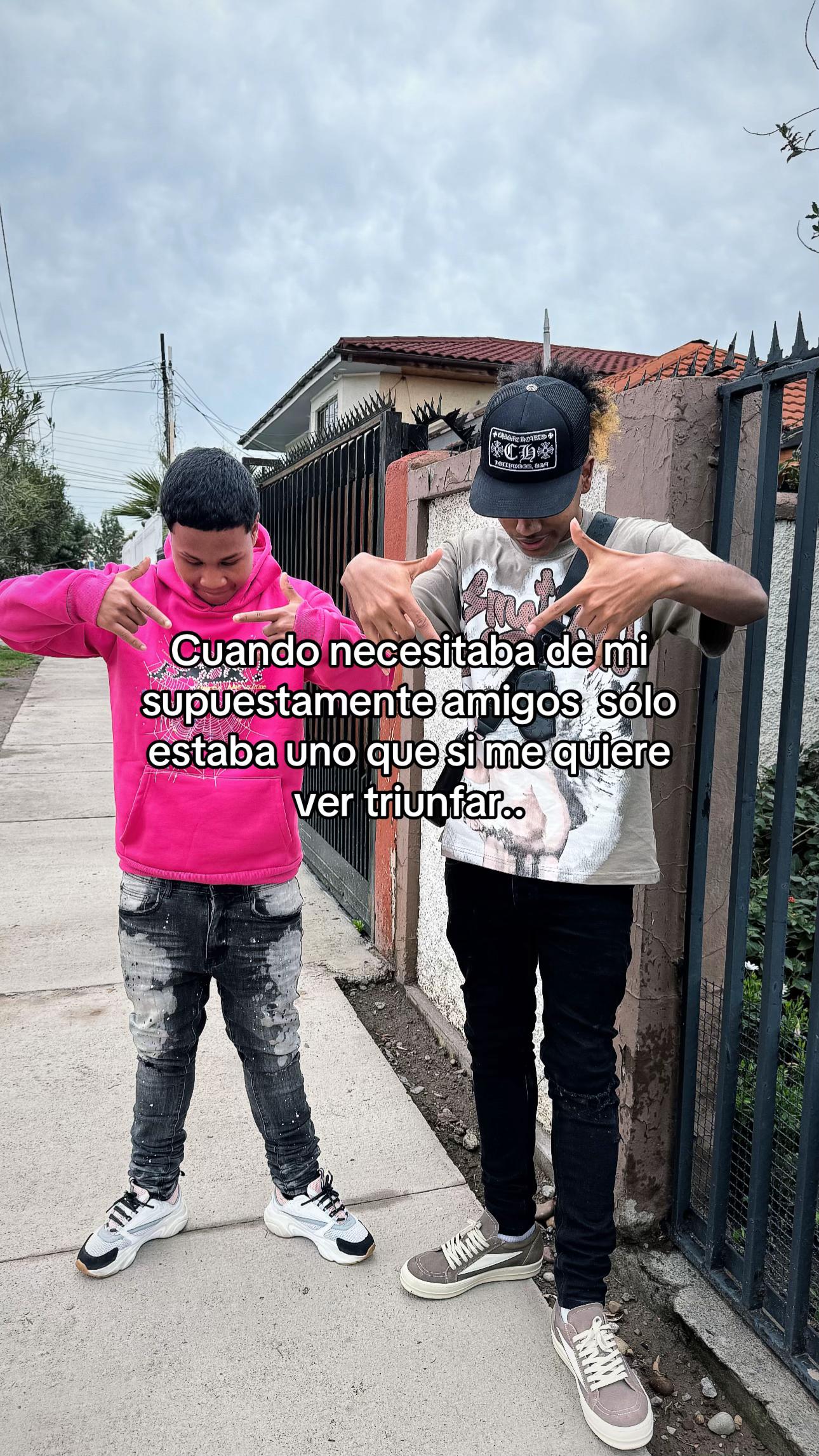 @8TR3Y