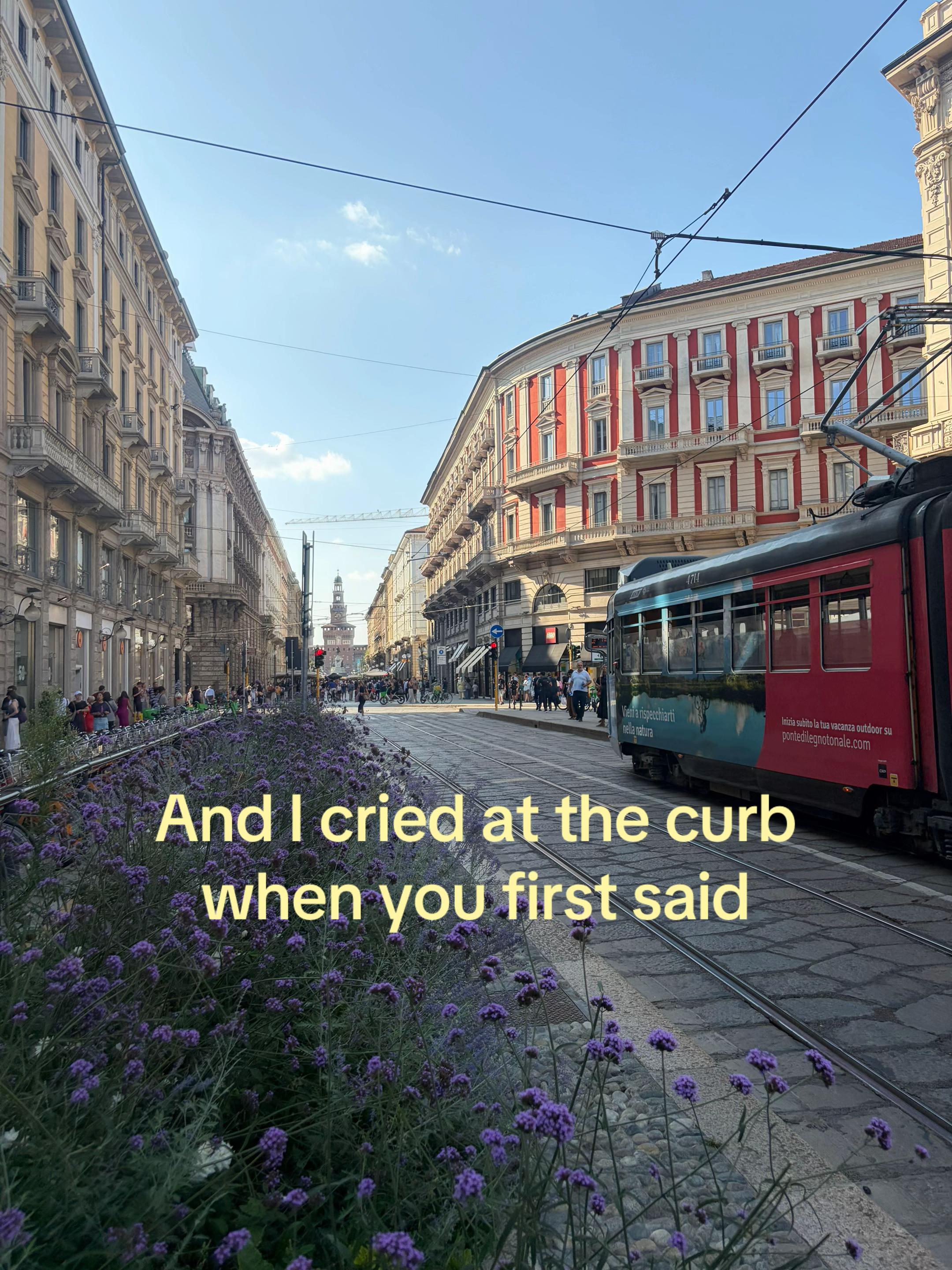 @moon