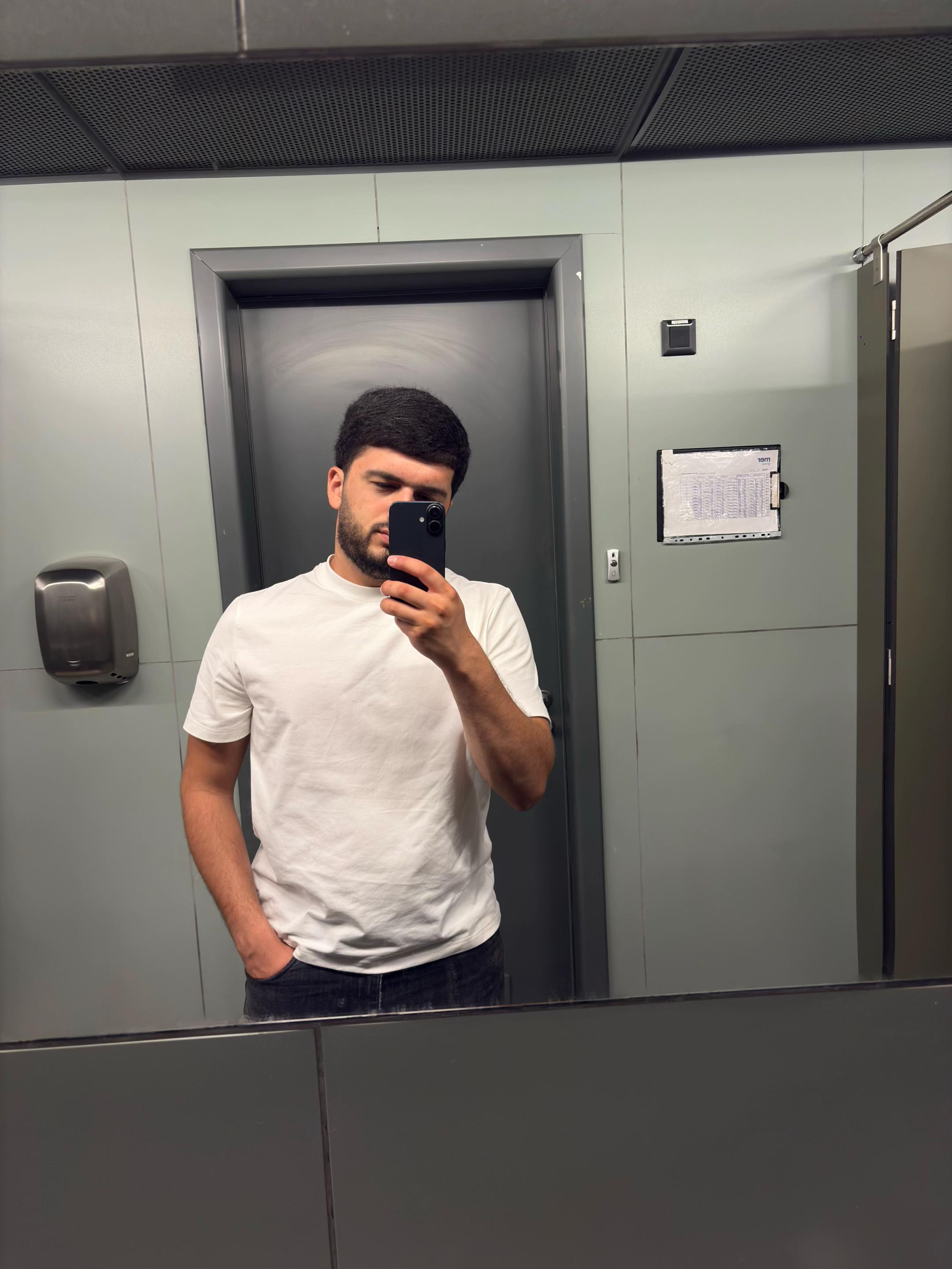 @406🤍