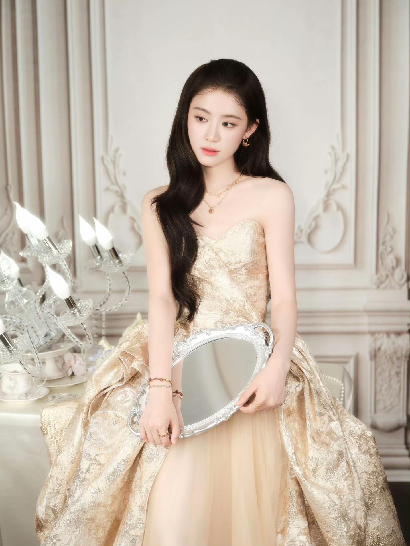 @Kẹo . Bông . Nhỏ ᥫᩣ