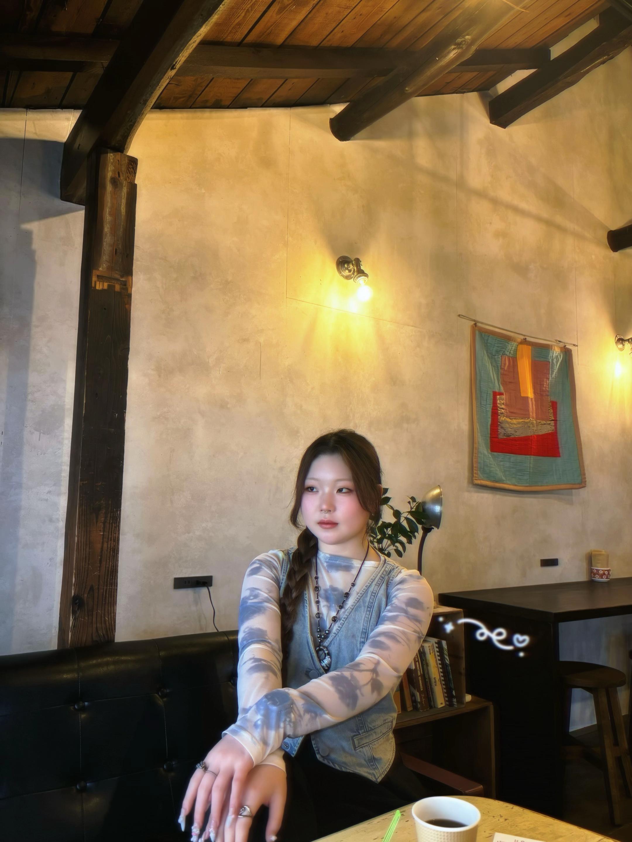 @愛奏 / 𝐀𝐈𝐍𝐀