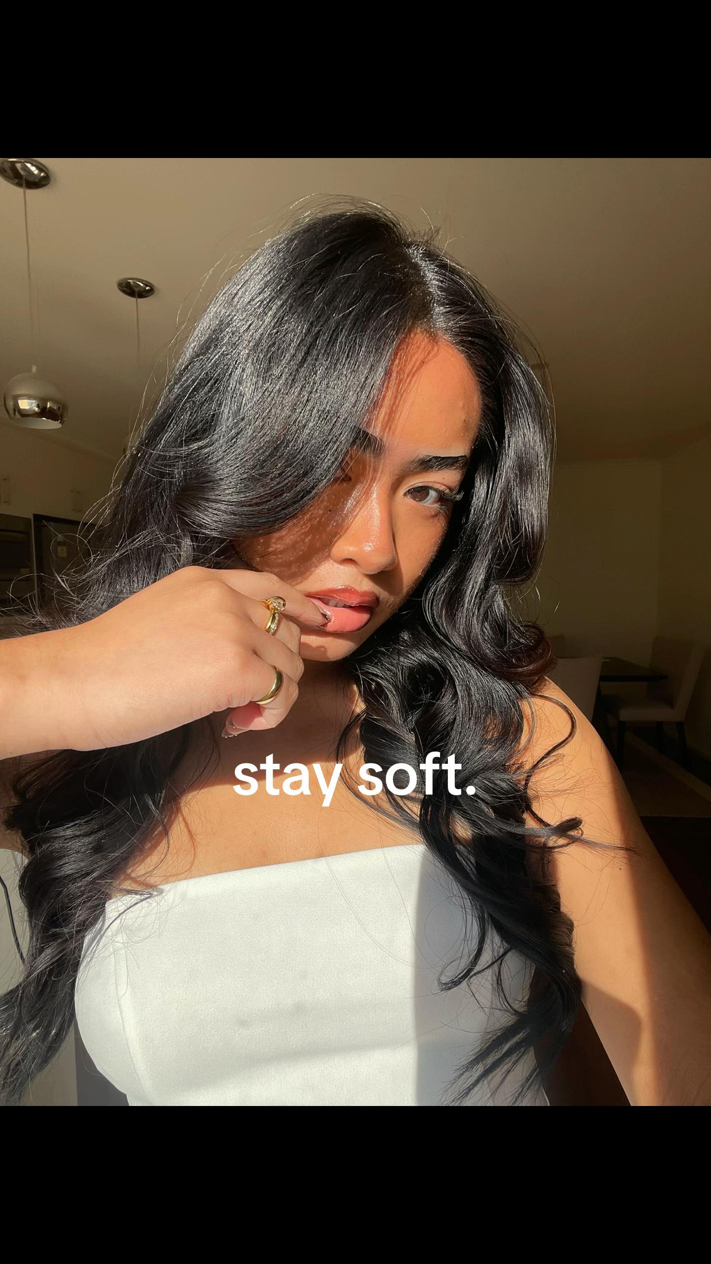 @TH💋NIA