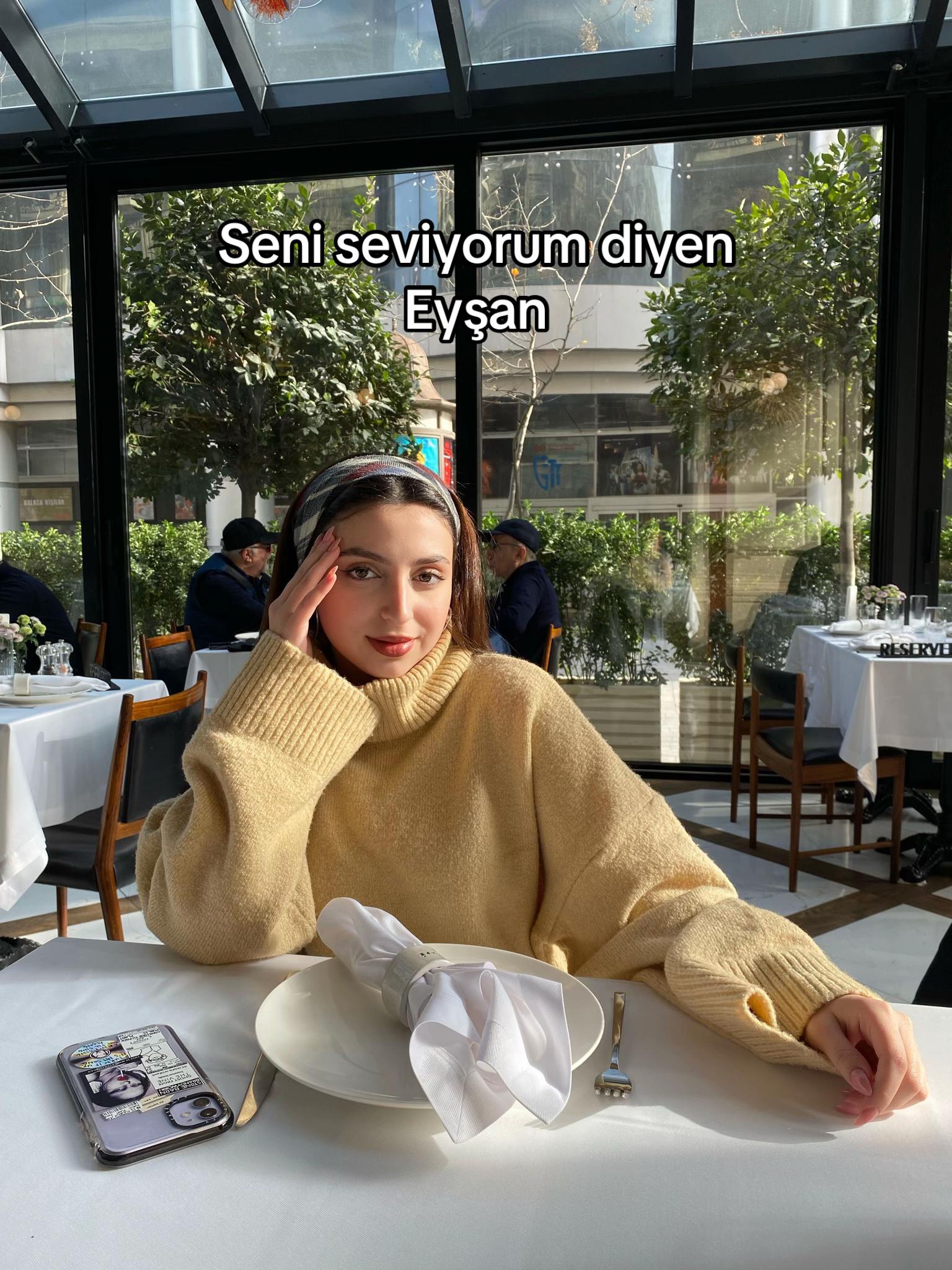 @🤙🏻