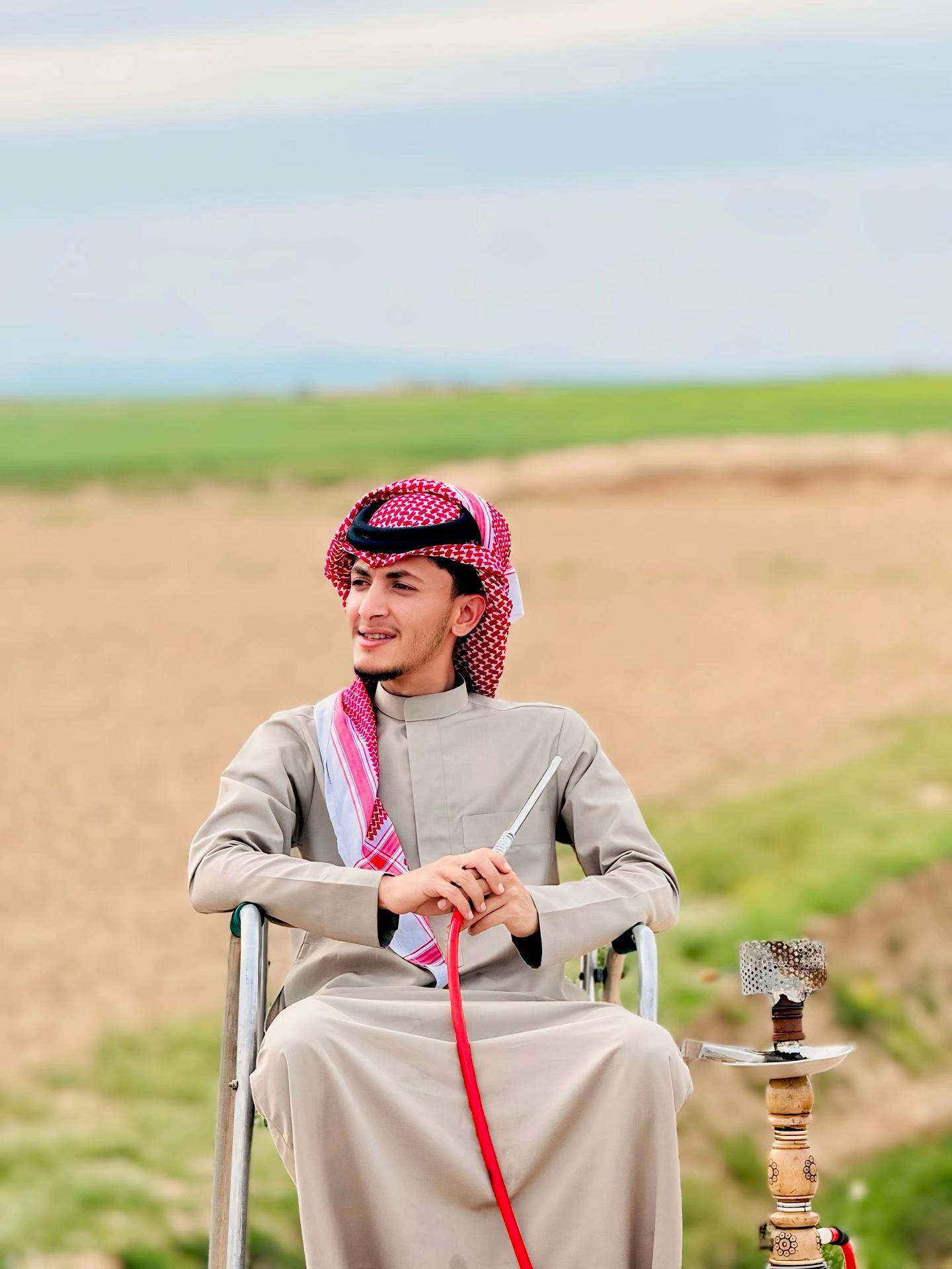 @احمد الظاهر الصخري