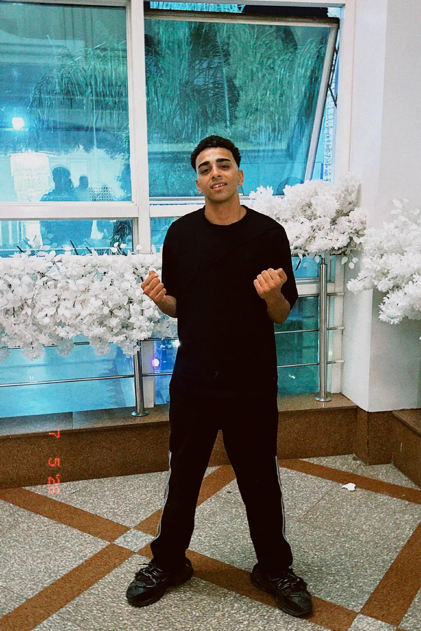 @Zeyad Elshnwey