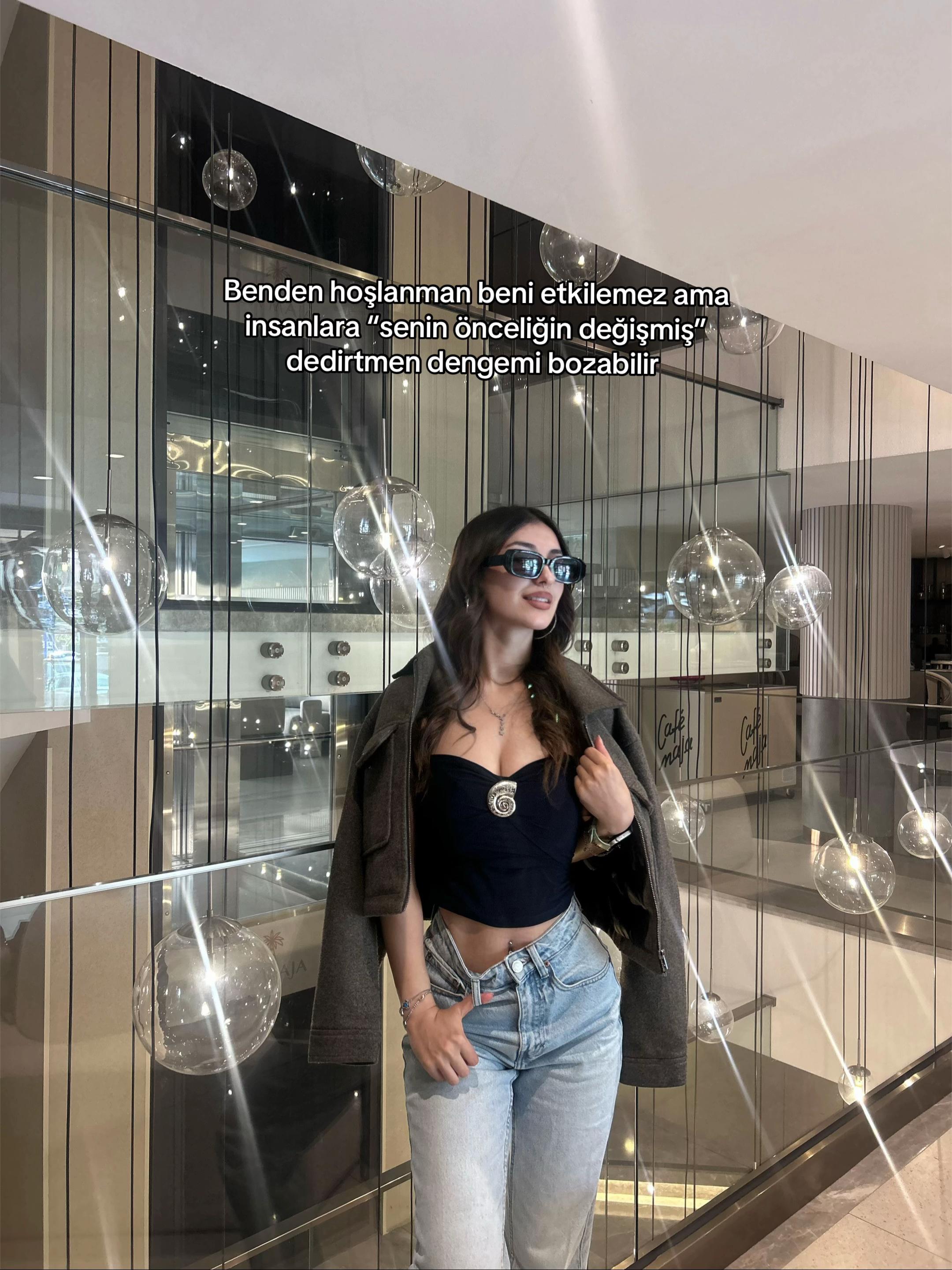 @zeynep sude 🪩