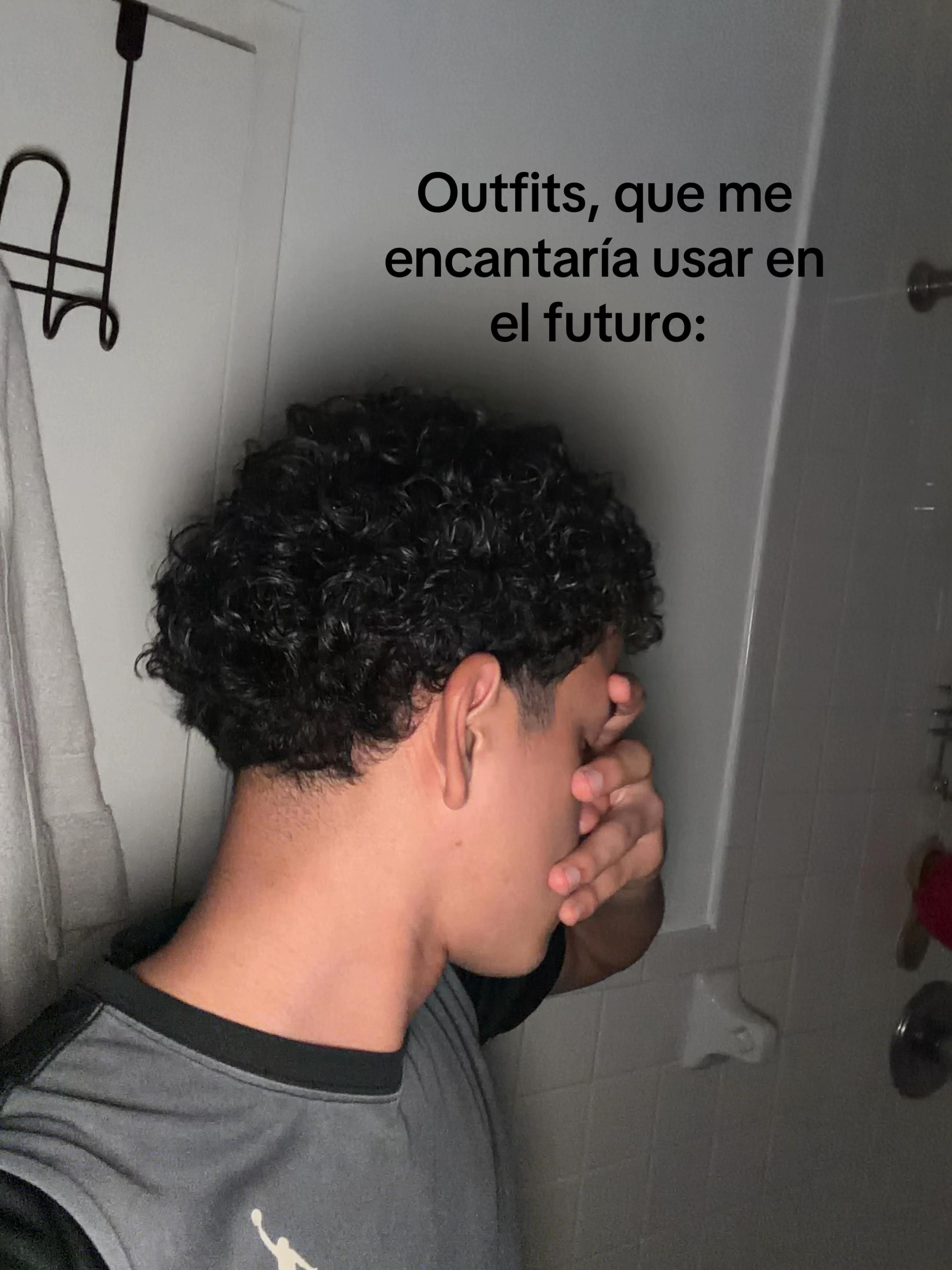 @Maykel