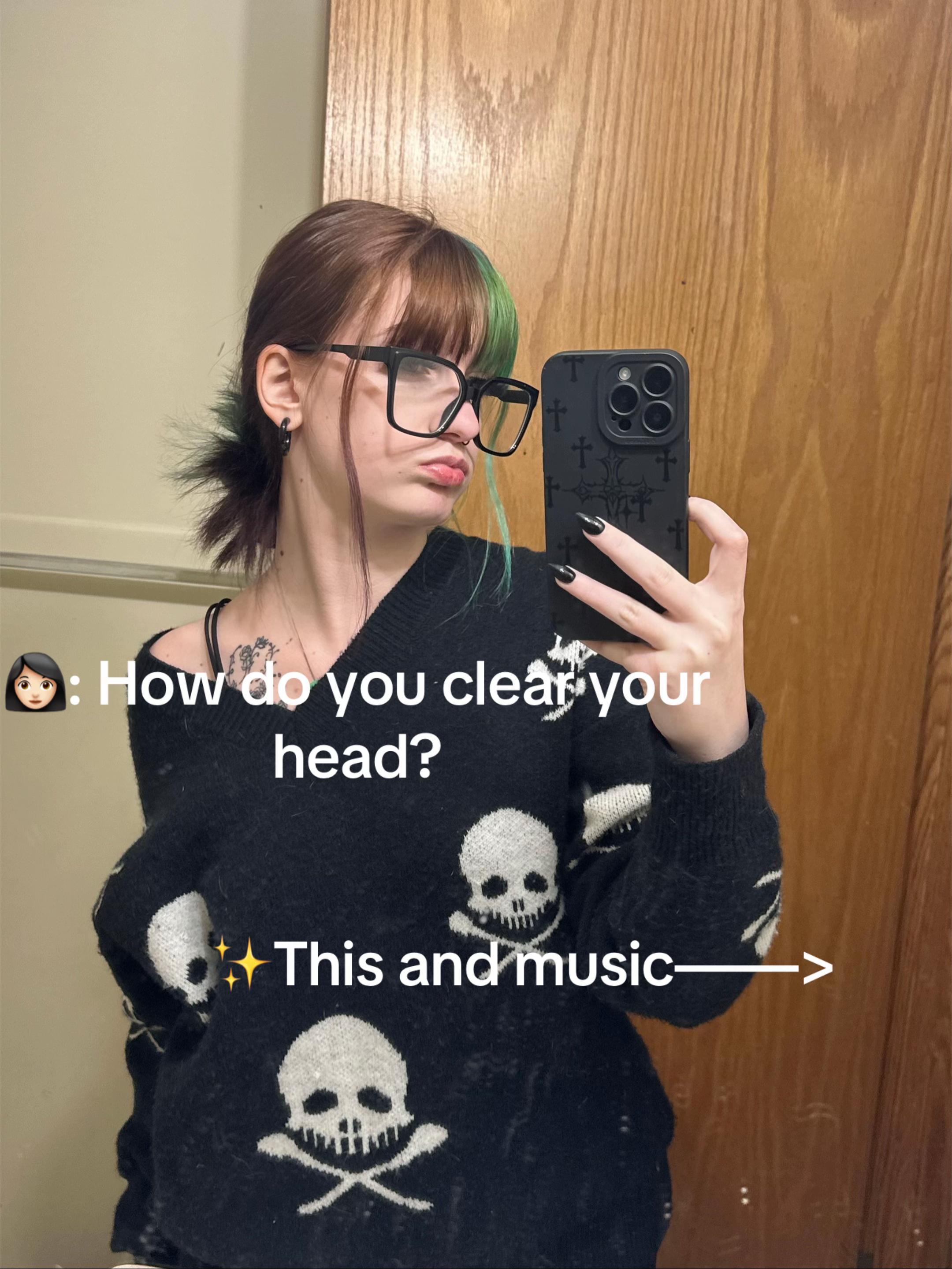 @Jayde🕷️