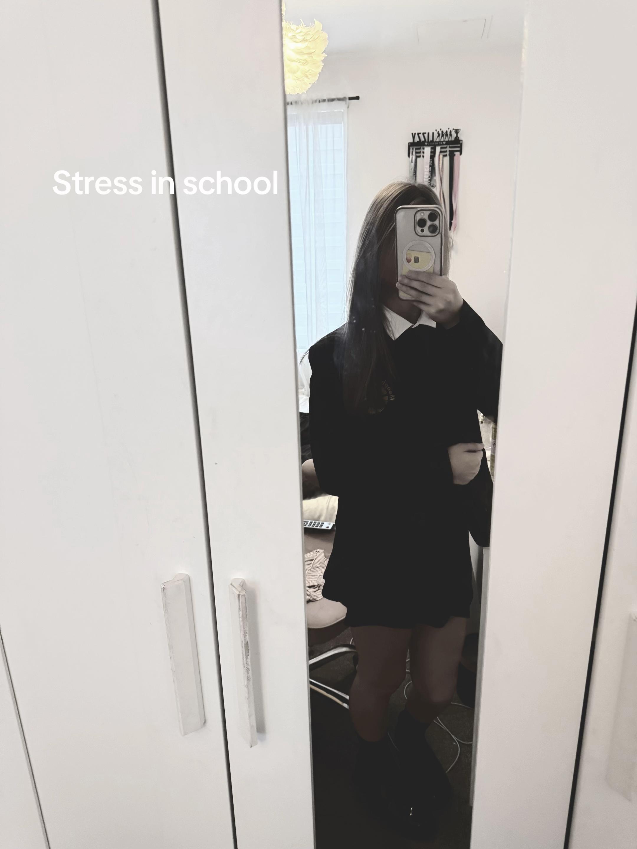 @ℒ𝒾𝓏𝓏𝓎